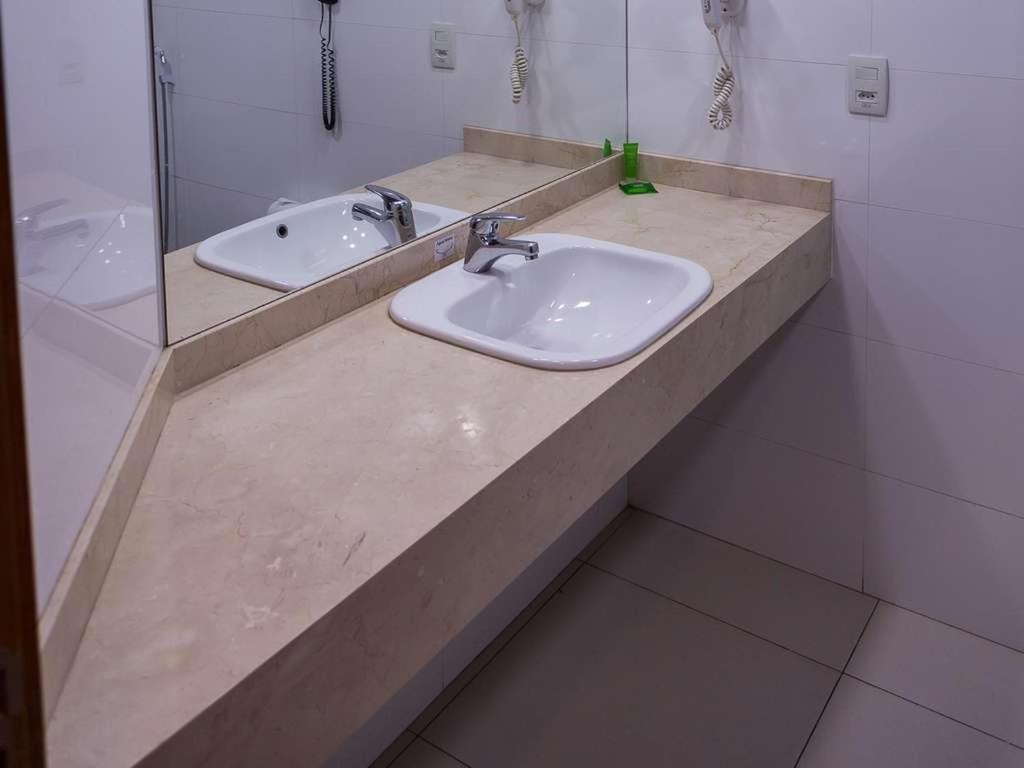 Standard Apartment with Twin Beds
