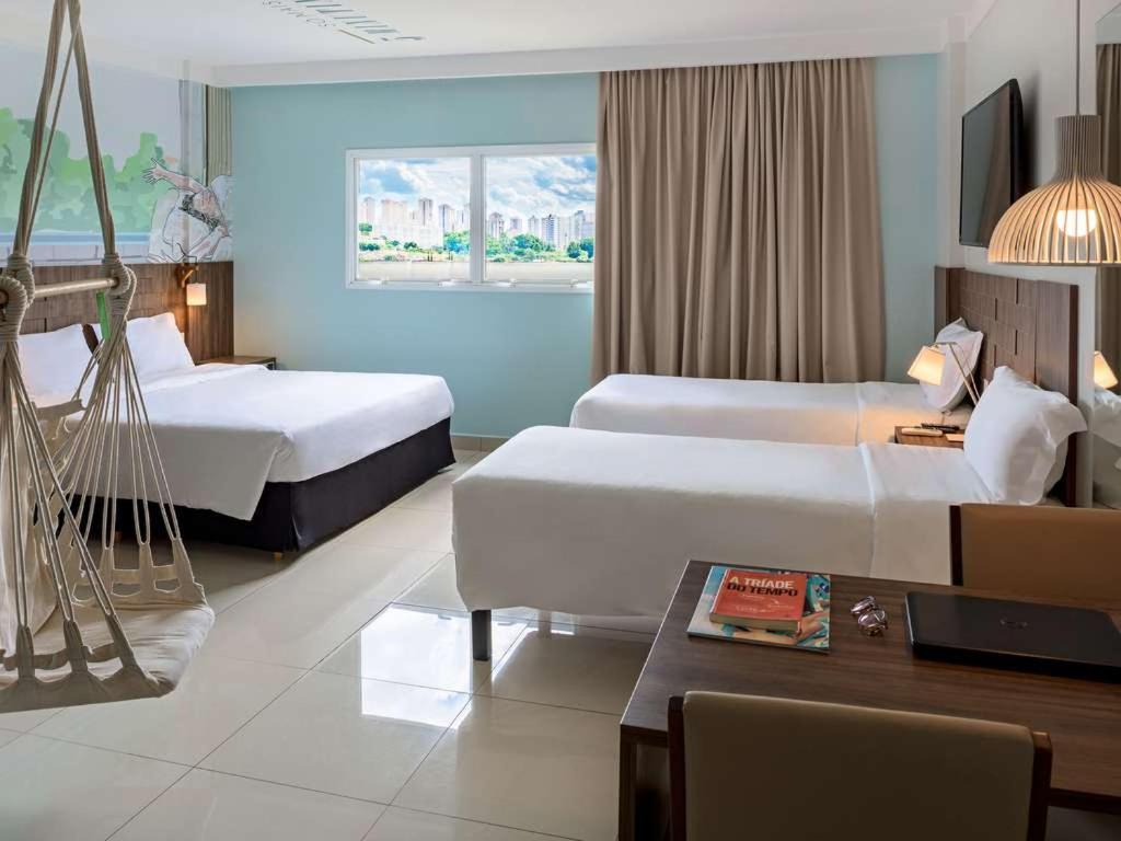 Family Apartment with One Double Bed and Two Single Beds