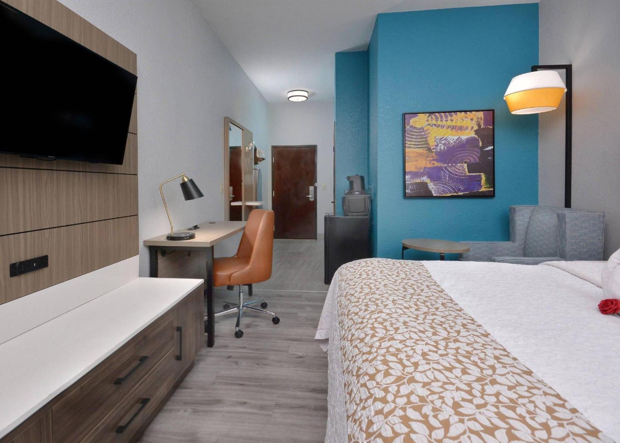 Kamer met Kingsize Bed - Rookvrij en Geschikt voor Personen met een Lichamelijke Beperking