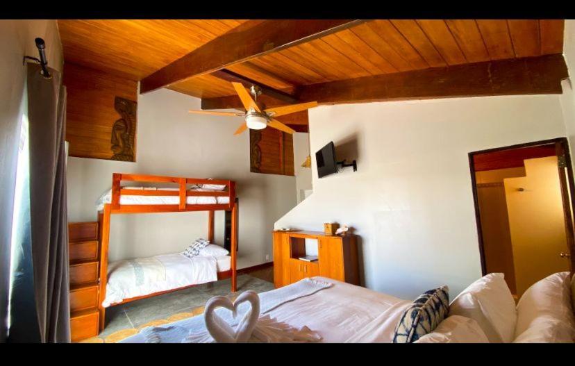 Ocean View Junior Suite Balcony: King & Bunk