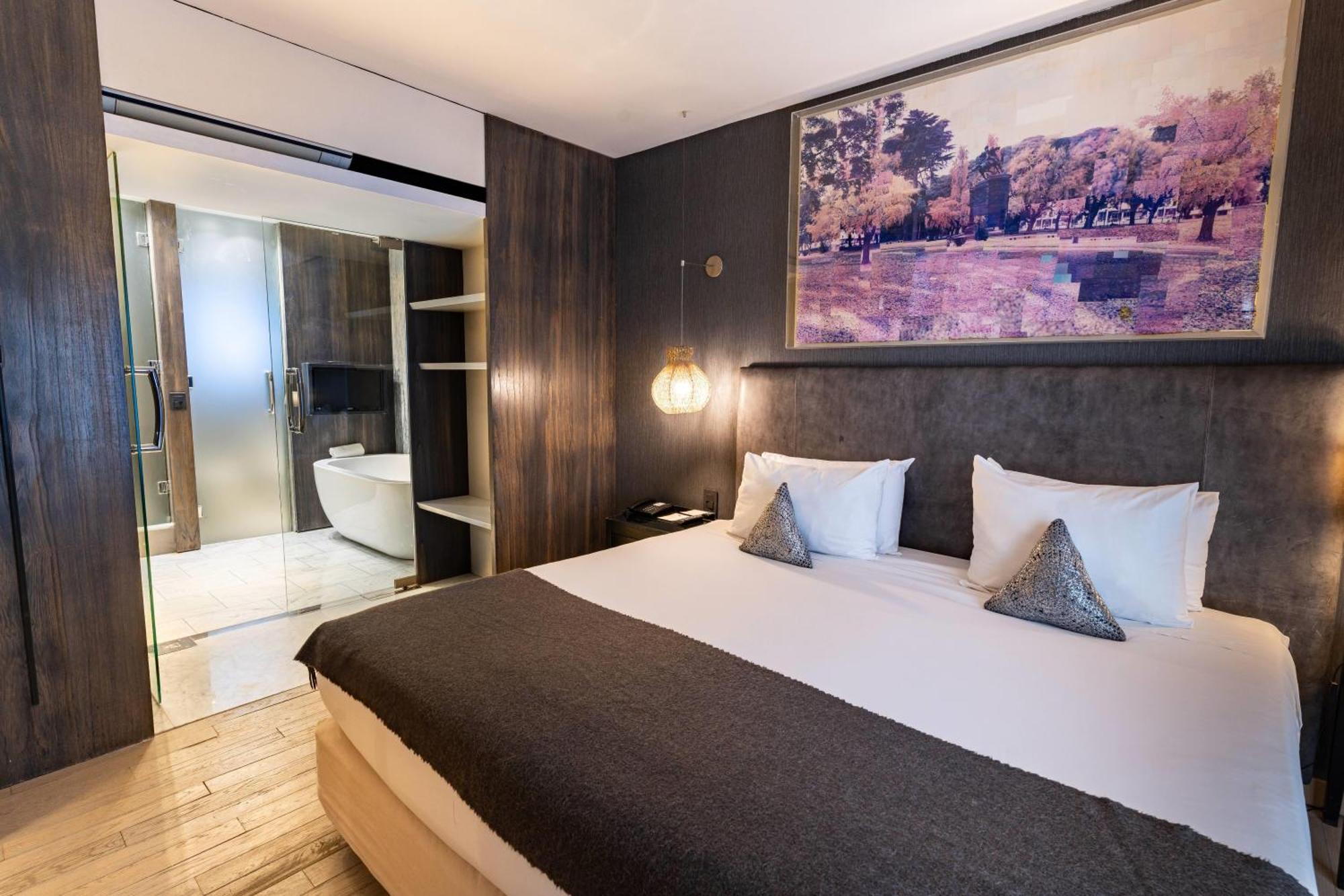Quarto Deluxe com Cama King-size - Não Fumantes