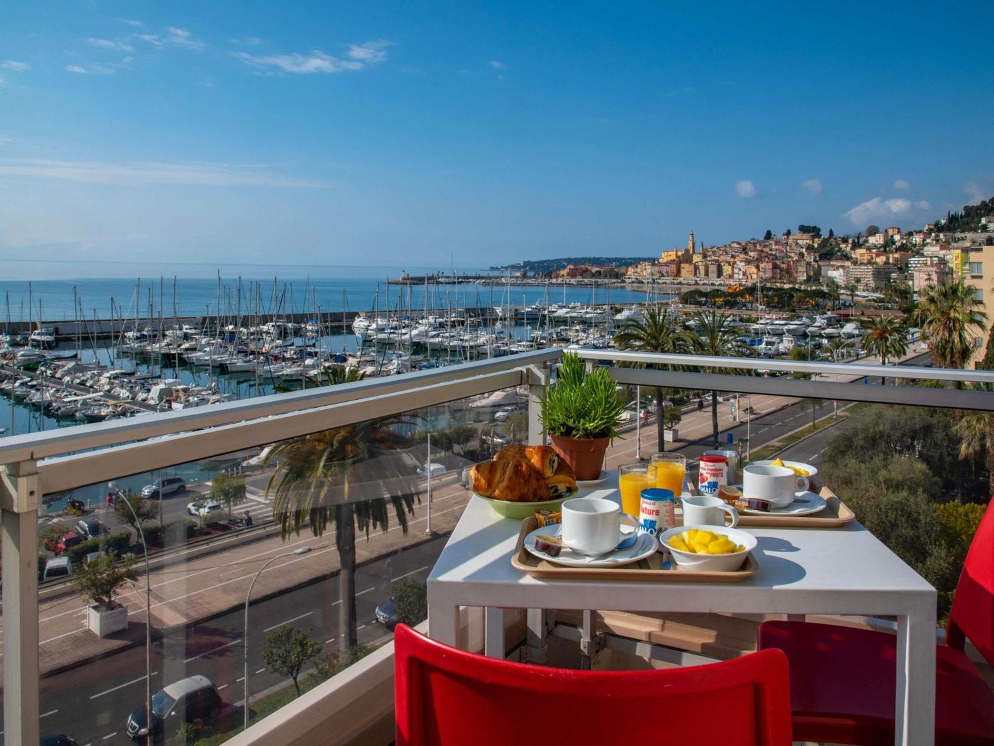 Standard Double Room with Sea View