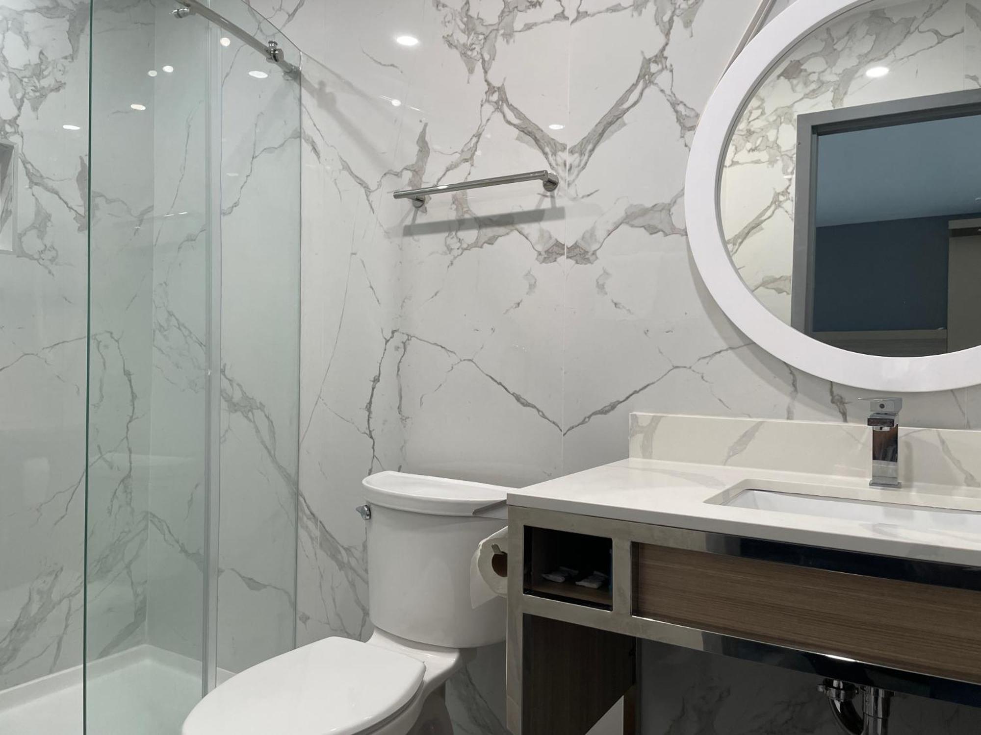 Single Room Bathroom