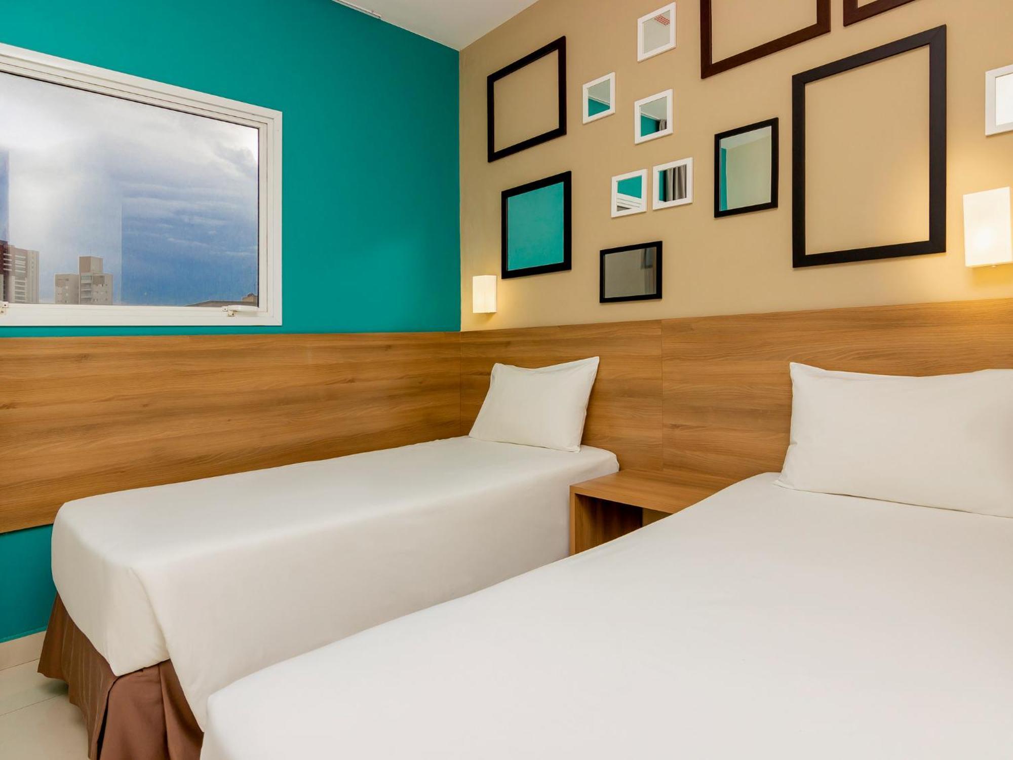 Quarto Standard com 2 Camas de Solteiro