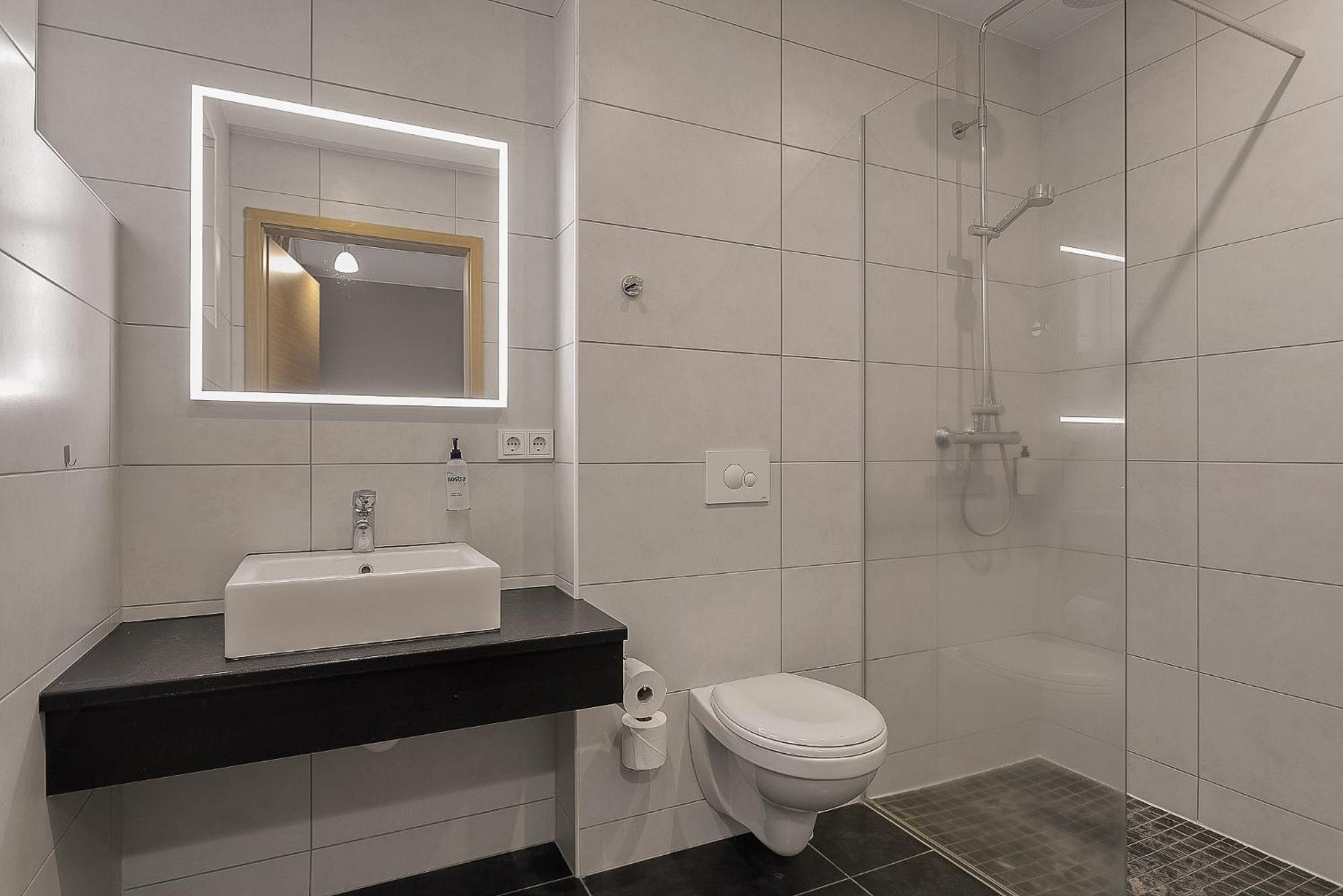 Triple Room,1731469932:JPEG