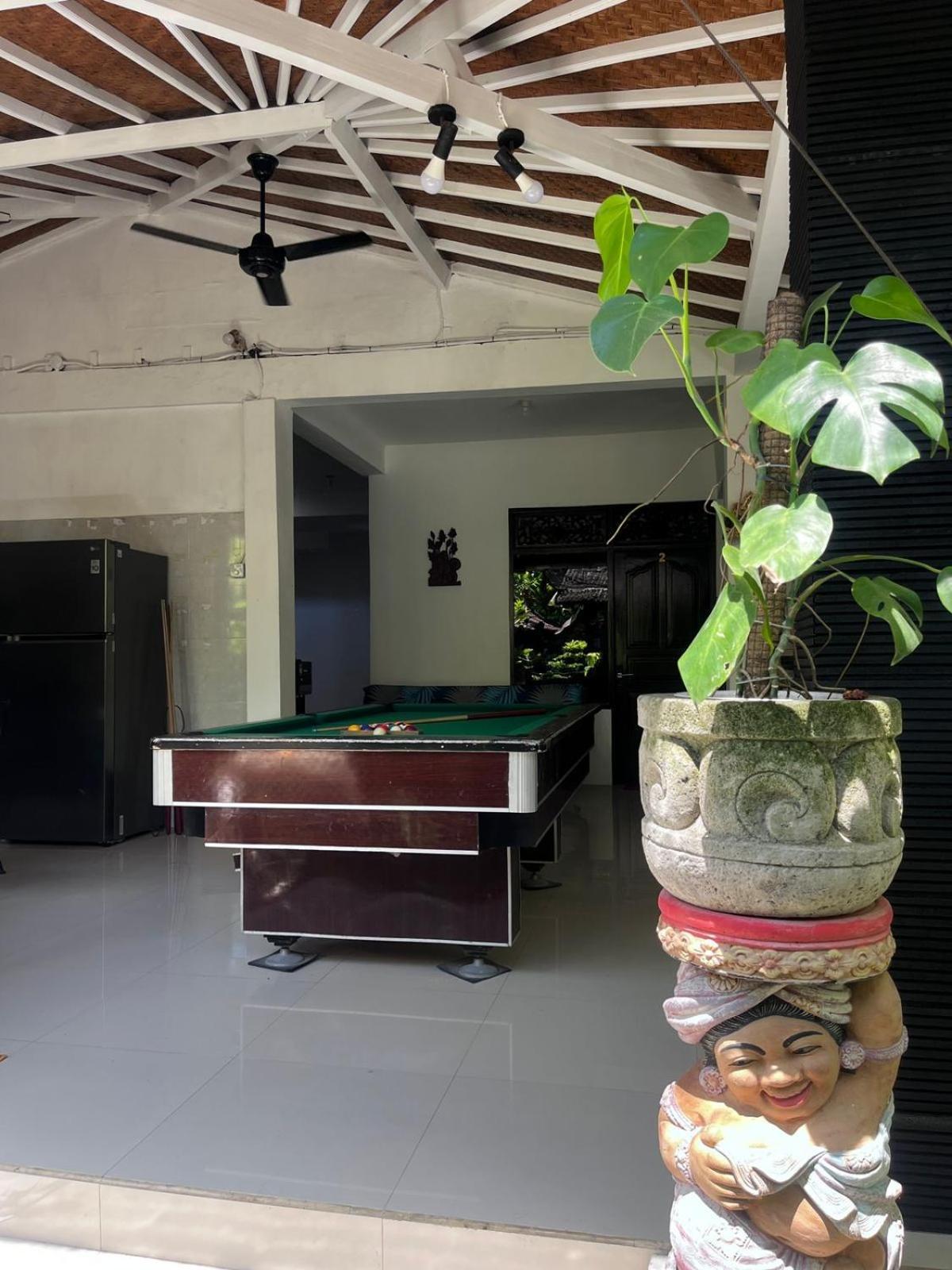 Kamar Queen Superior