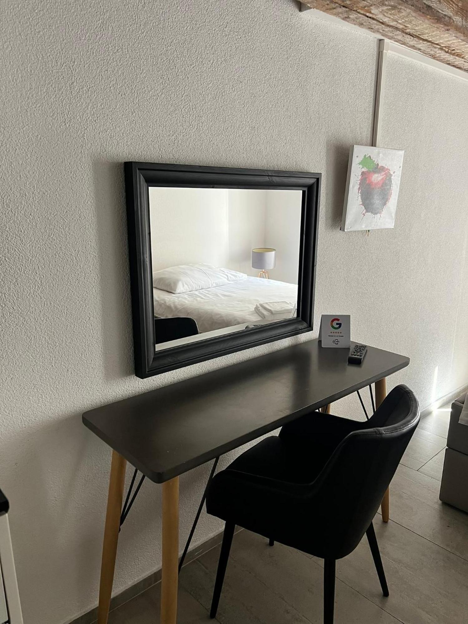 Small Single Room