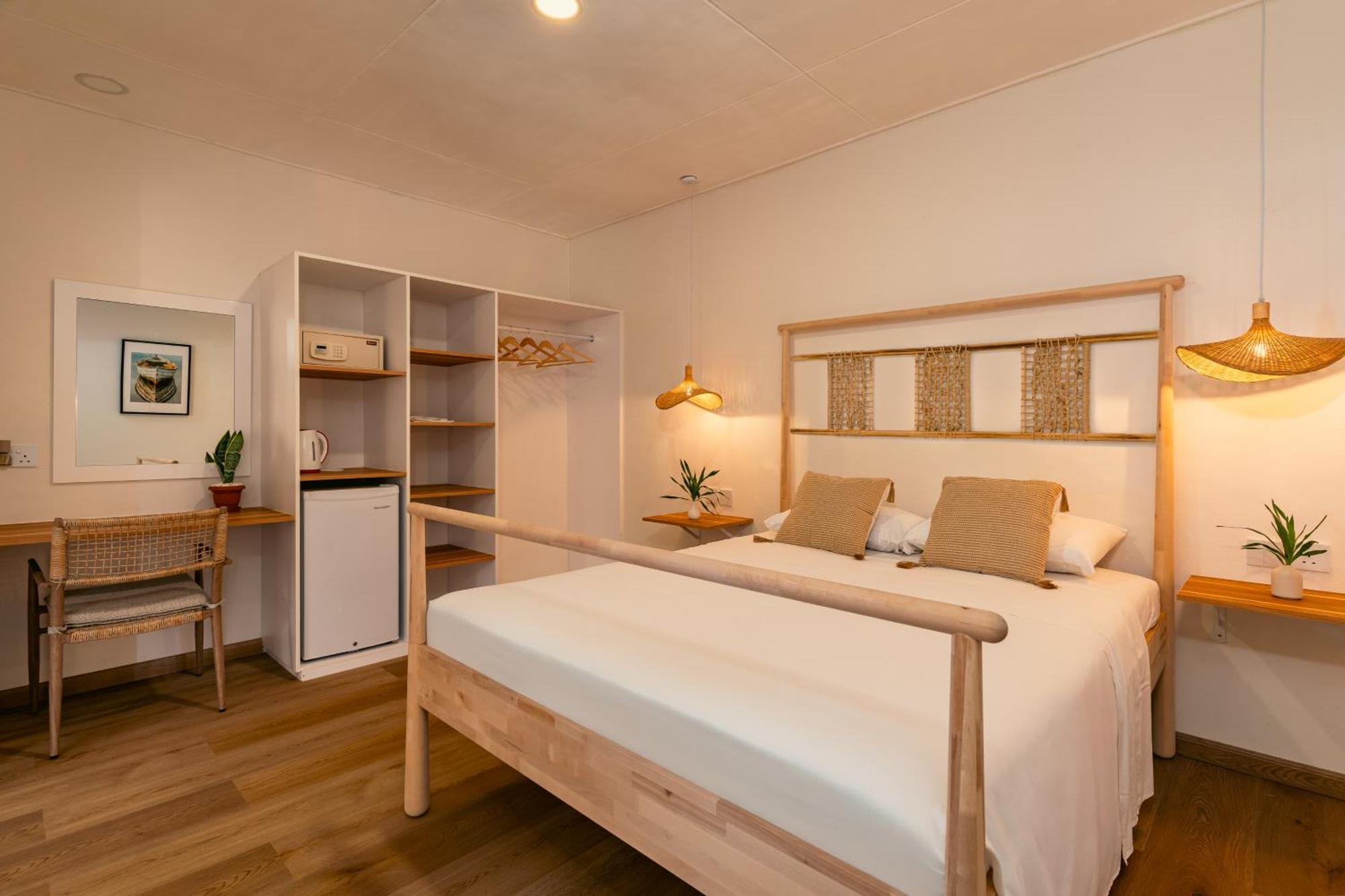 Double Room,1731514864:JPEG