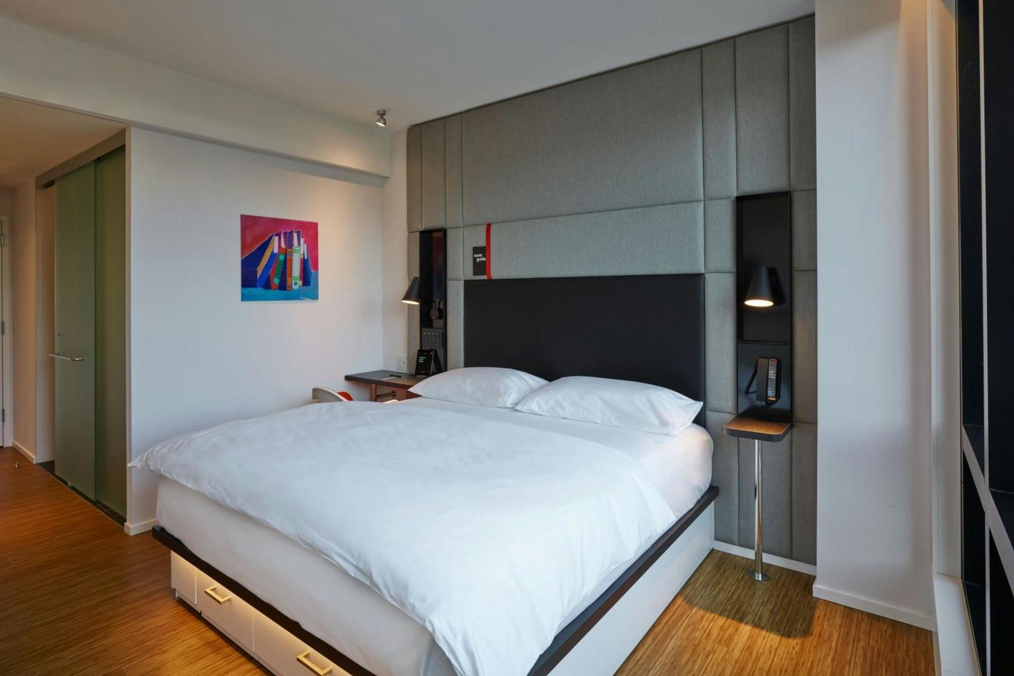 King Room Accessible,1731569393:JPEG