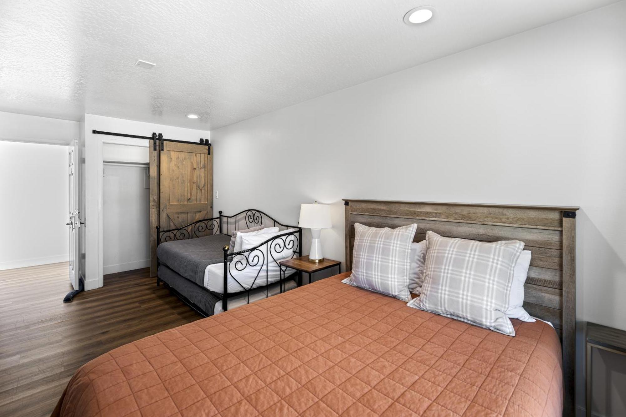 Queen Room