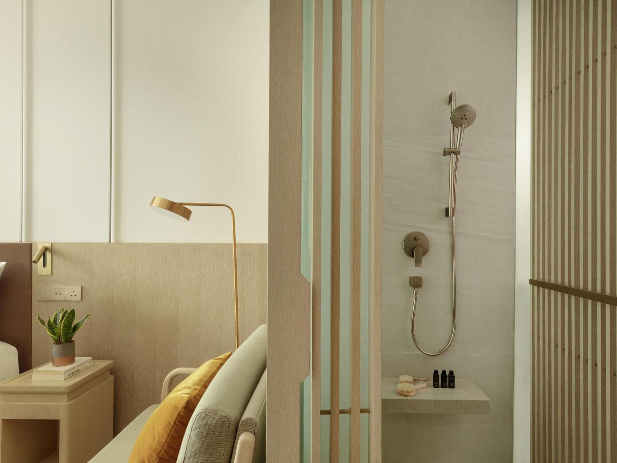 Classic Room 2 Single Beds Urban Oasis view