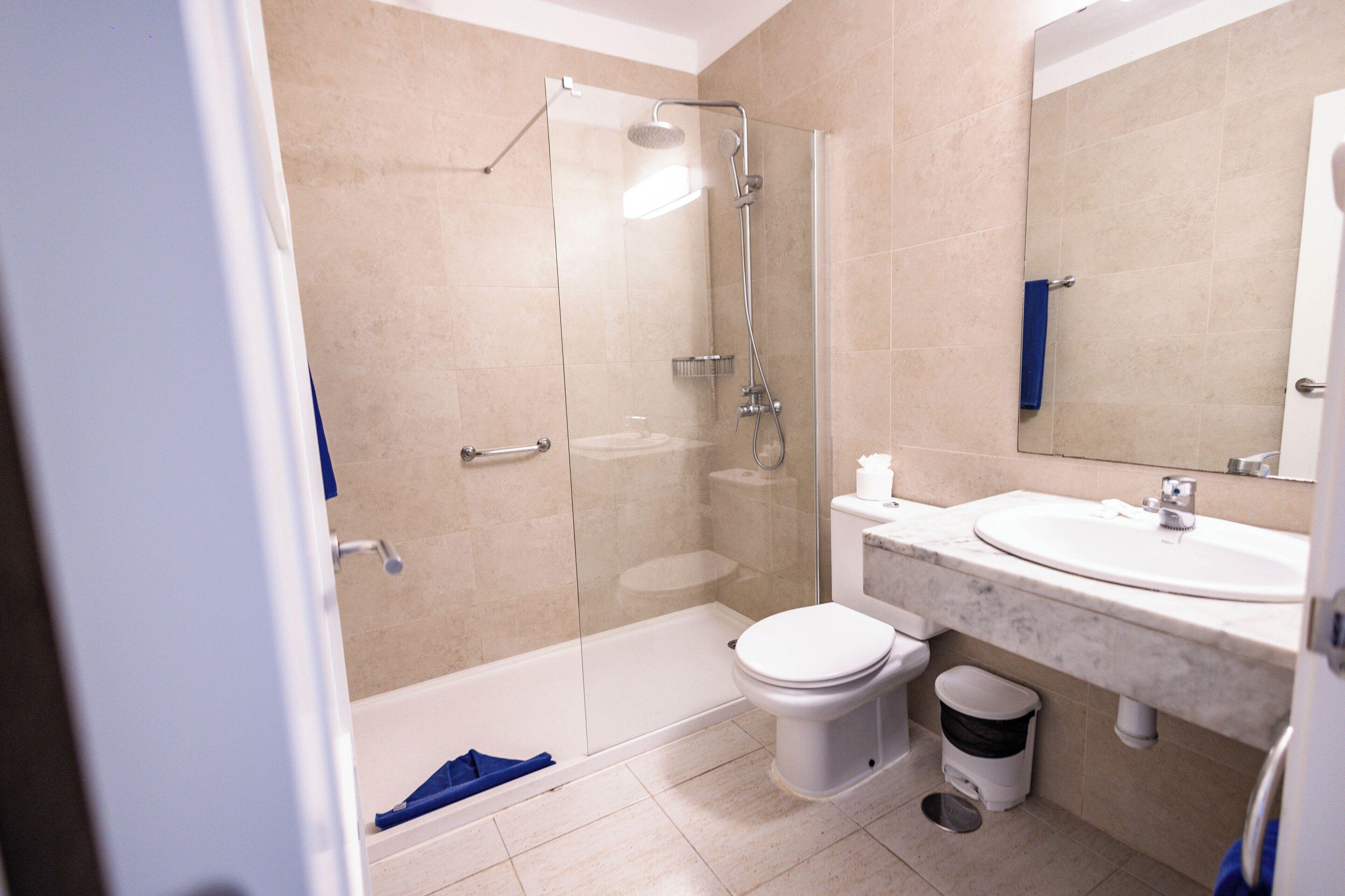 Classic One Bedroom Apartment with Terrace Pool View