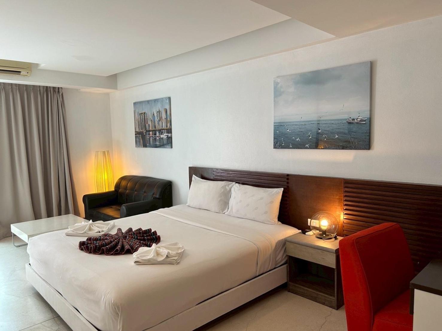 Deluxe Double Room,1733283512:JPEG