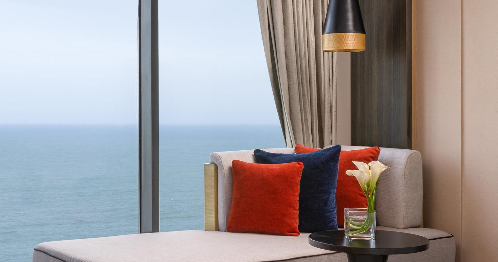 Deluxe Ocean View King