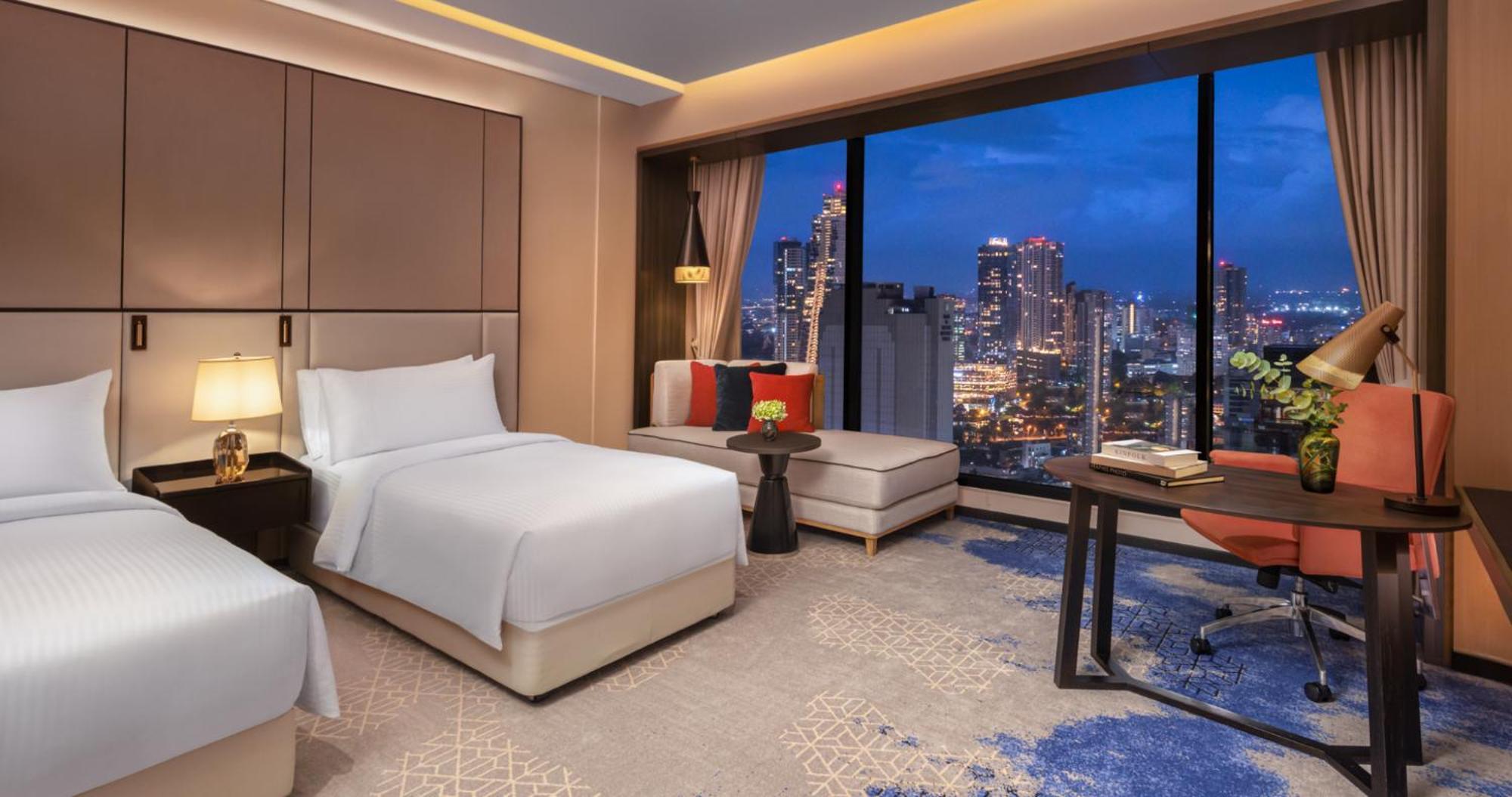 Club Deluxe City View Twin