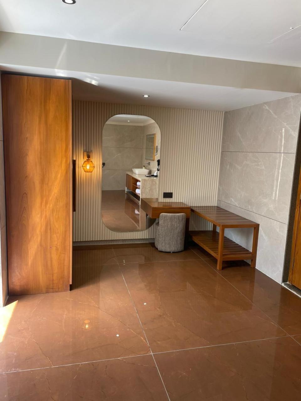 Deluxe Villas with Plunge Pool