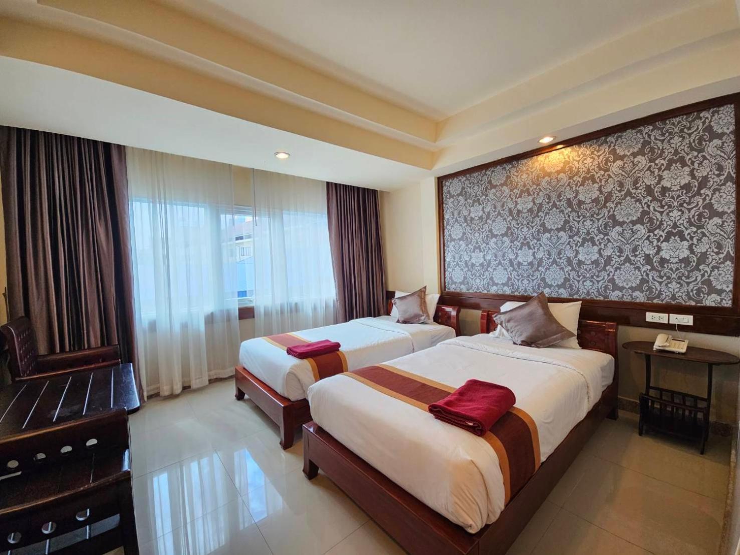 Superior Twin Room