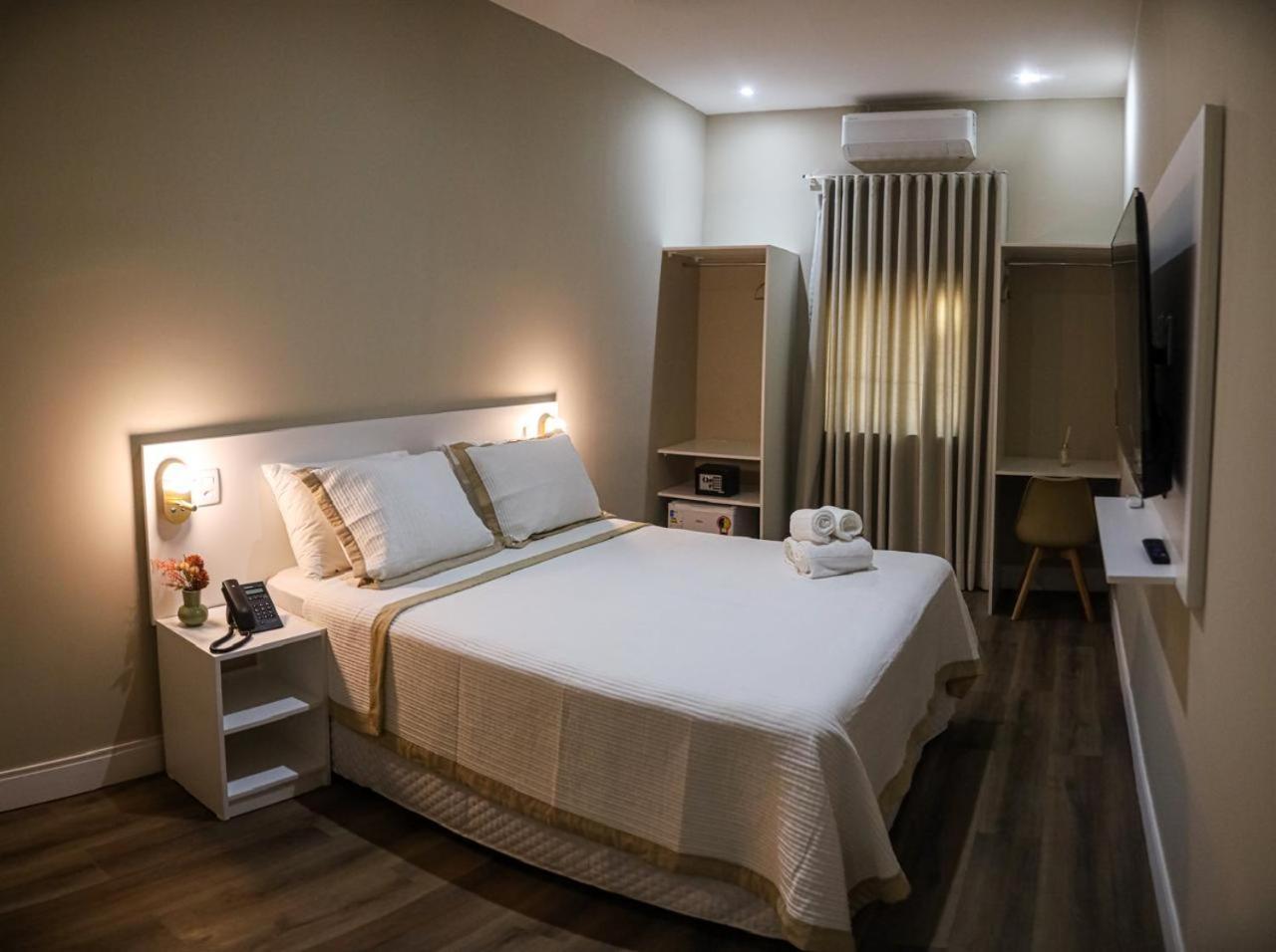 Quarto Duplo
