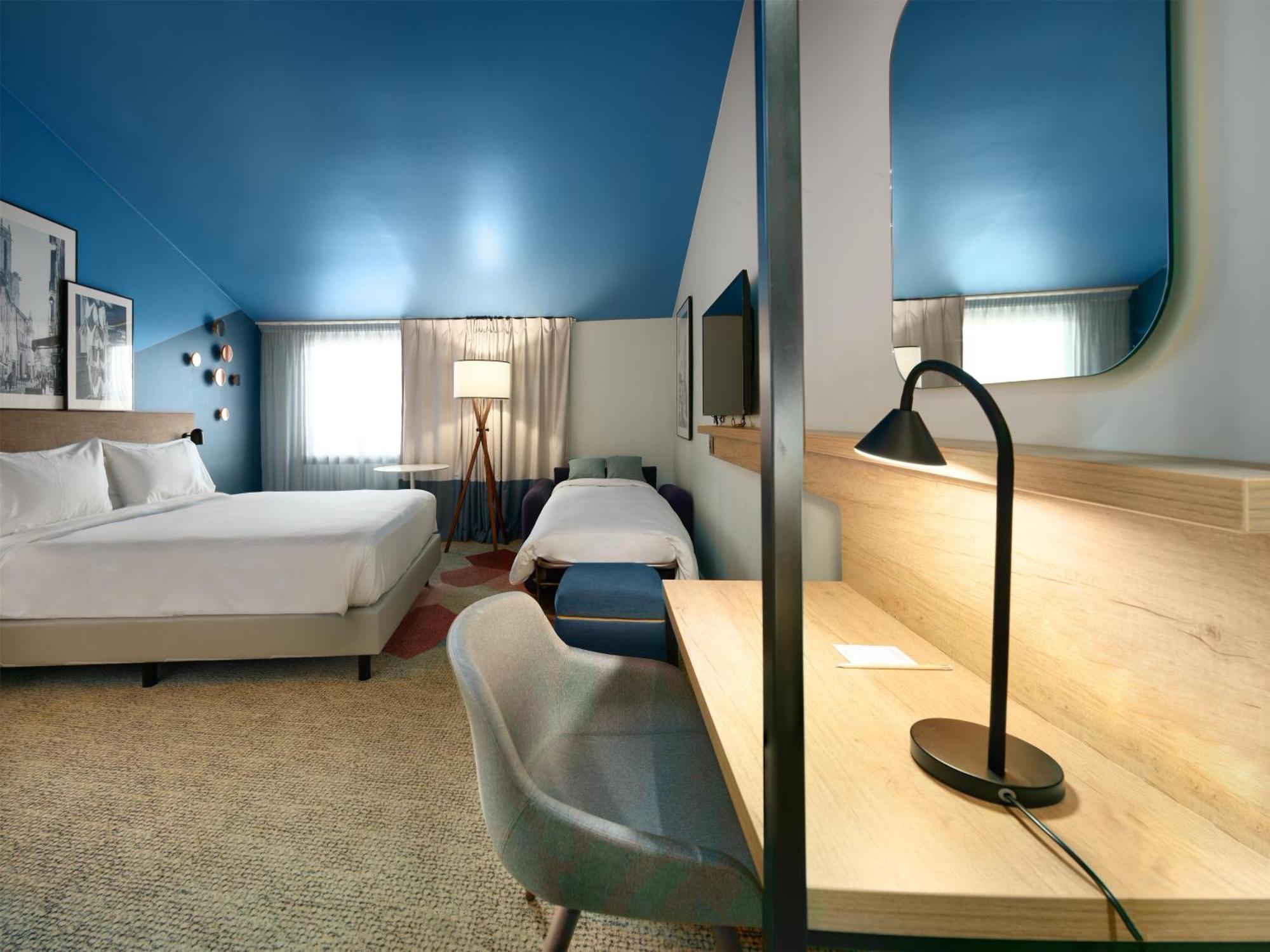 Superior Room,1739364442:JPEG