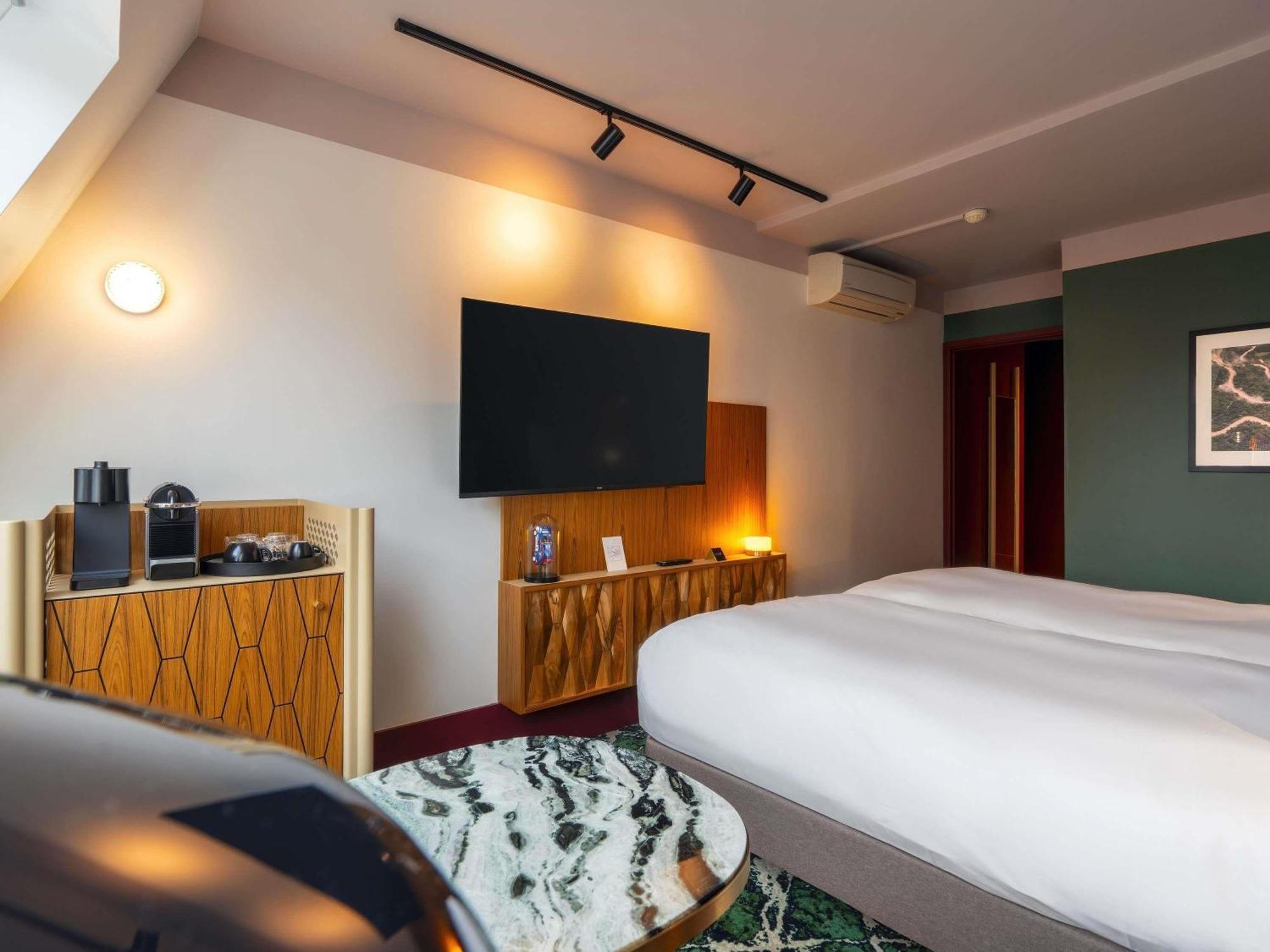 Superior Twin Room,1739360150:JPEG