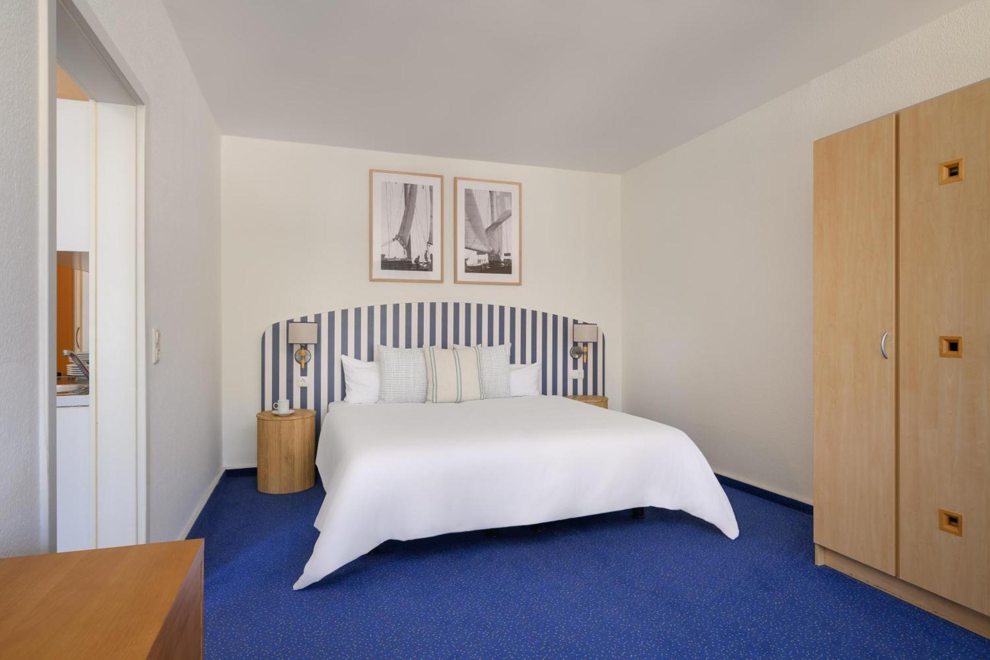 One-Bedroom Apartment with Broadway view