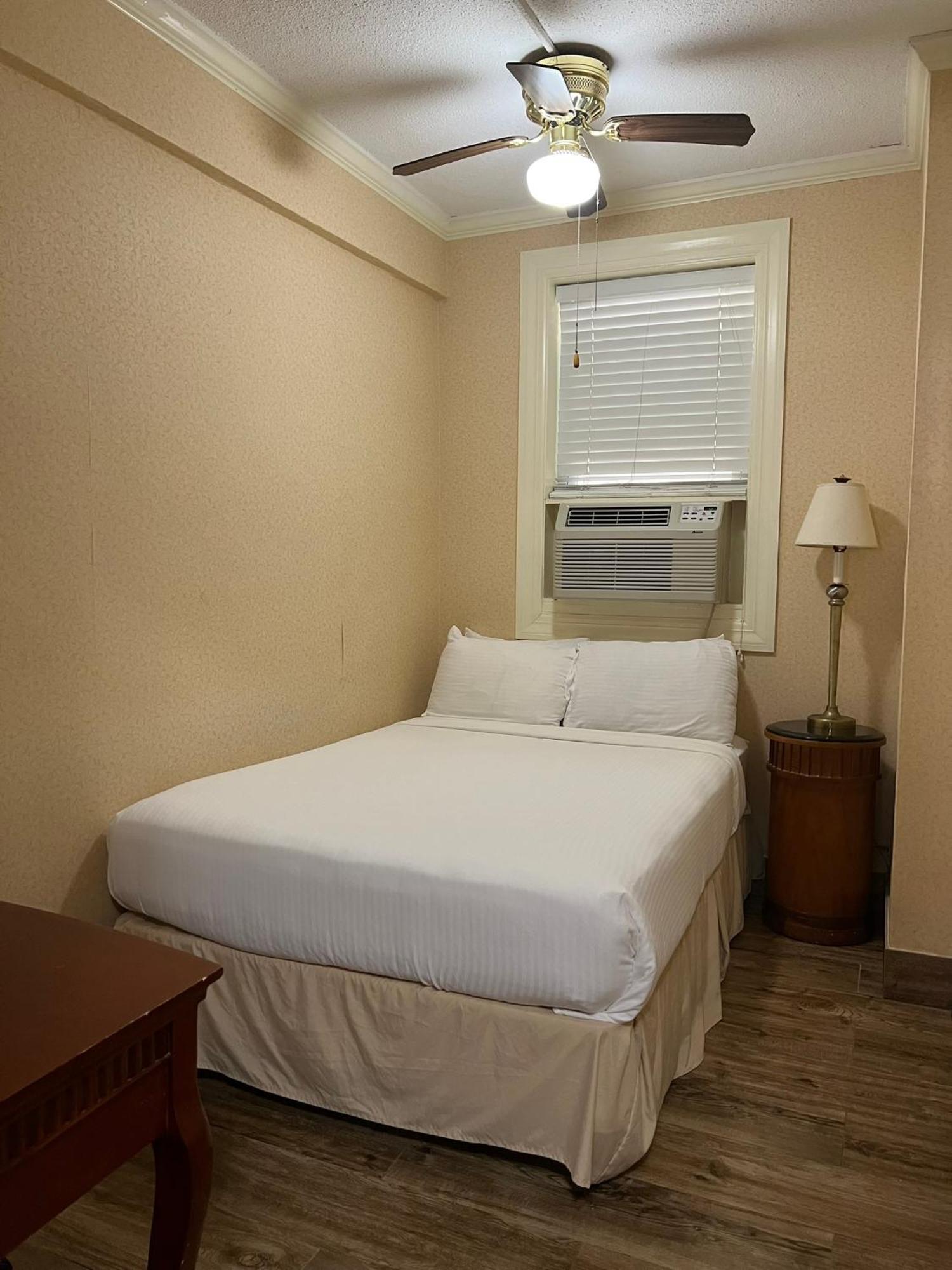 Budget Single Room