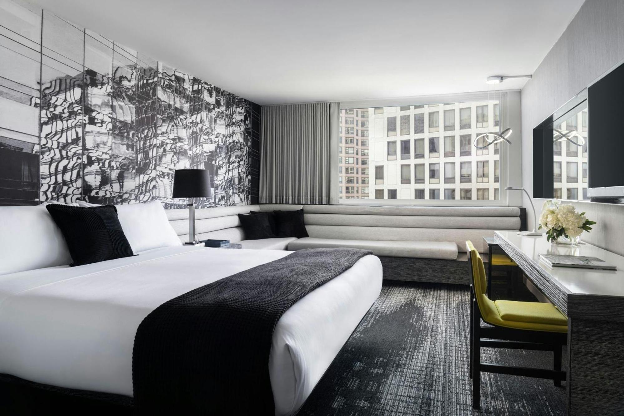 Chambre Lit King-Size Deluxe avec Douche Accessible en Fauteuil Roulant - Accessible aux Personnes à Mobilité Réduite/Malentendantes - Vue sur Ville