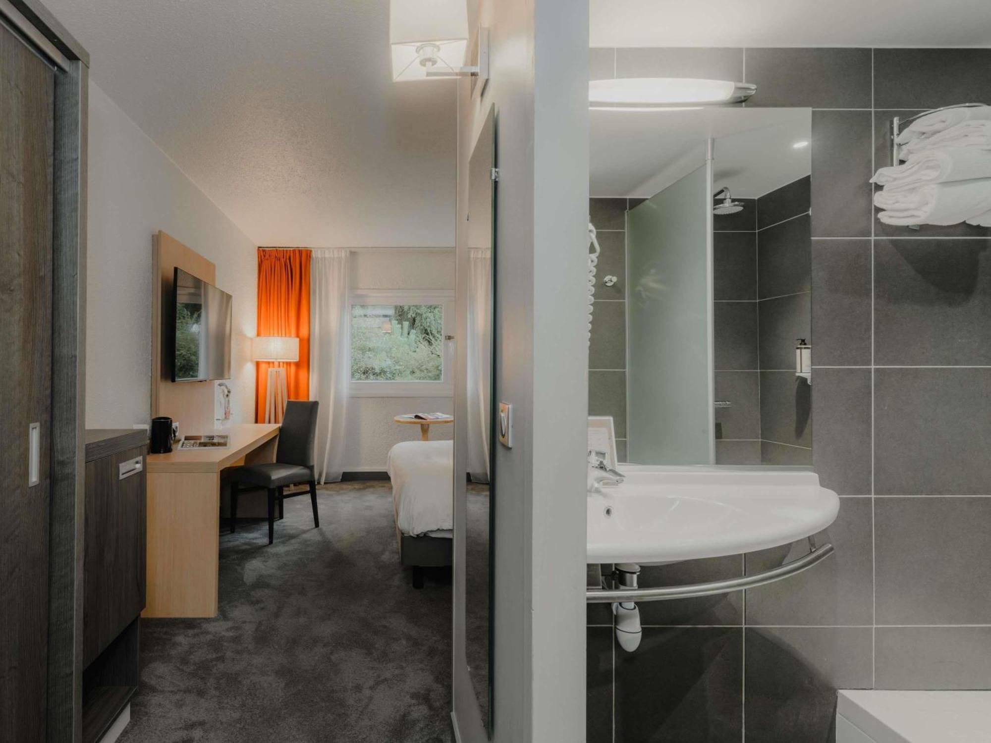 Classic Double Room