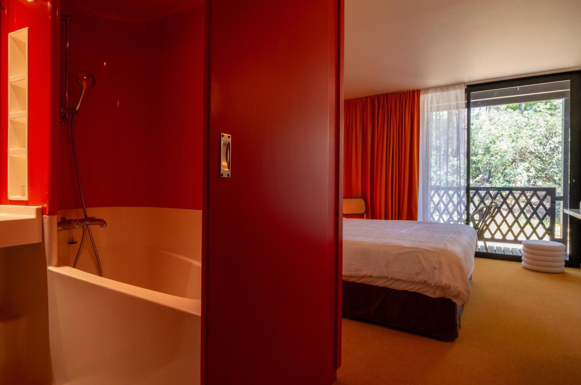 Standard Double Room with Forest View