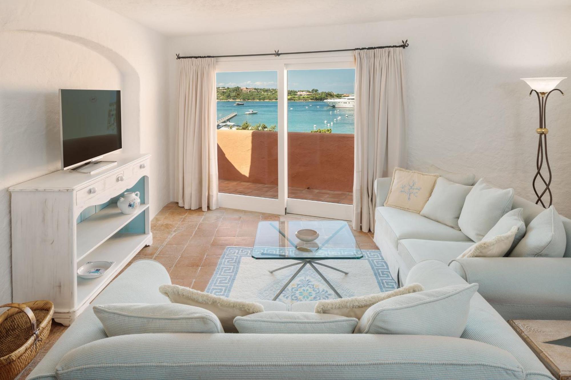 Signature Suite,1739388171:JPEG
