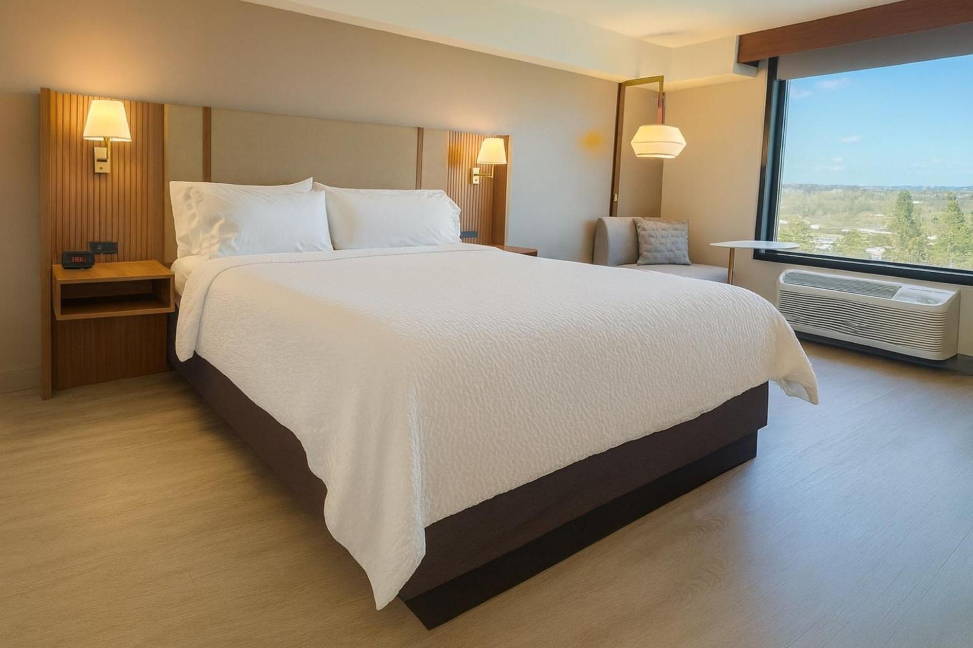 Standard King Room