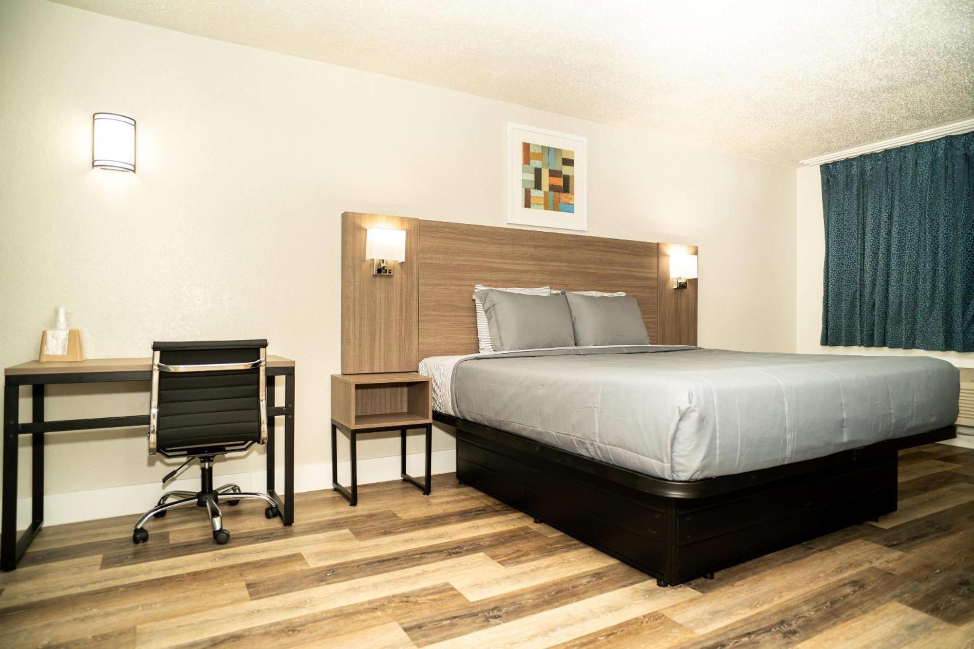 Habitación con cama extragrande - Fumadores