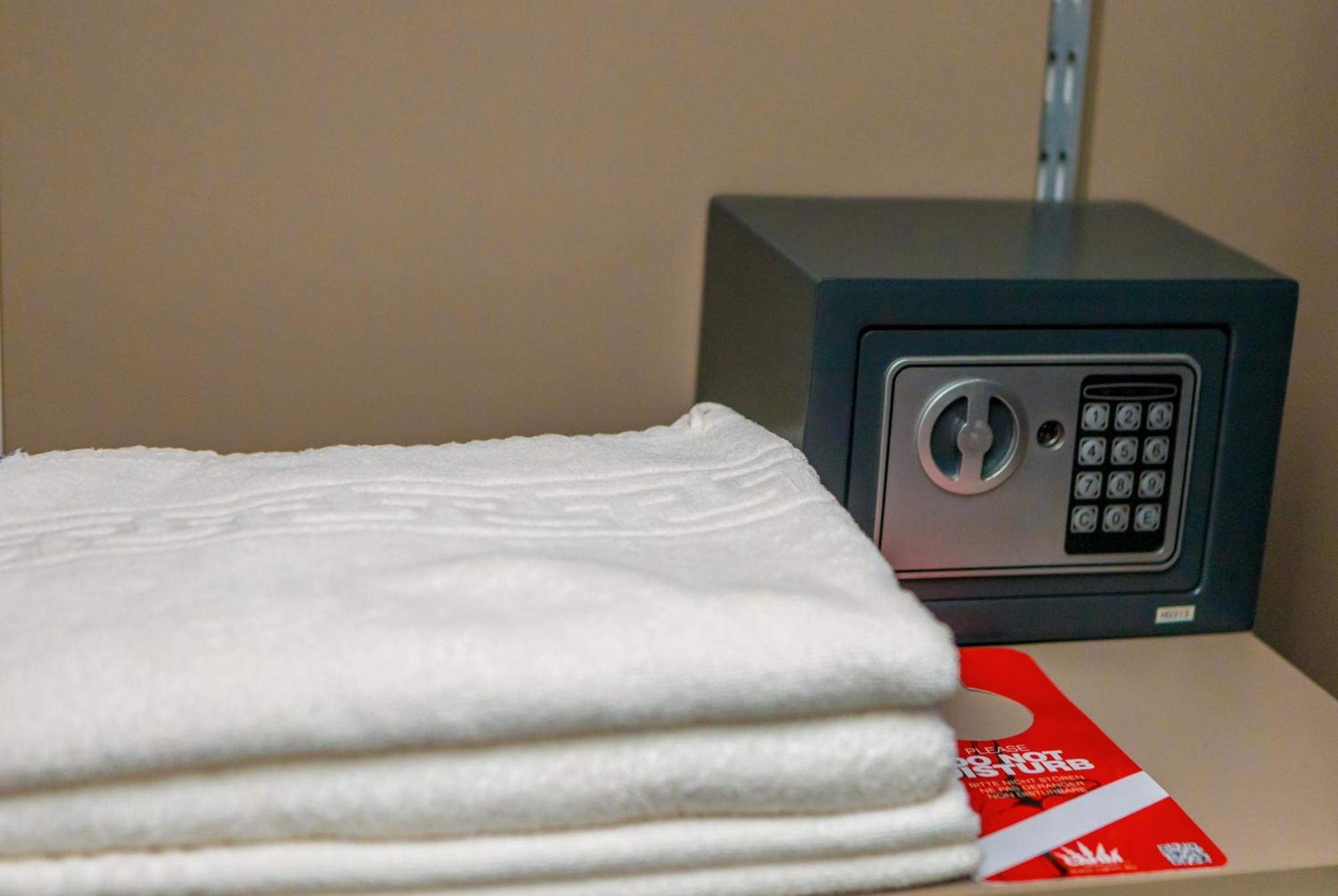 Superior Doppelzimmer mit Meerblick und Sonnenliege