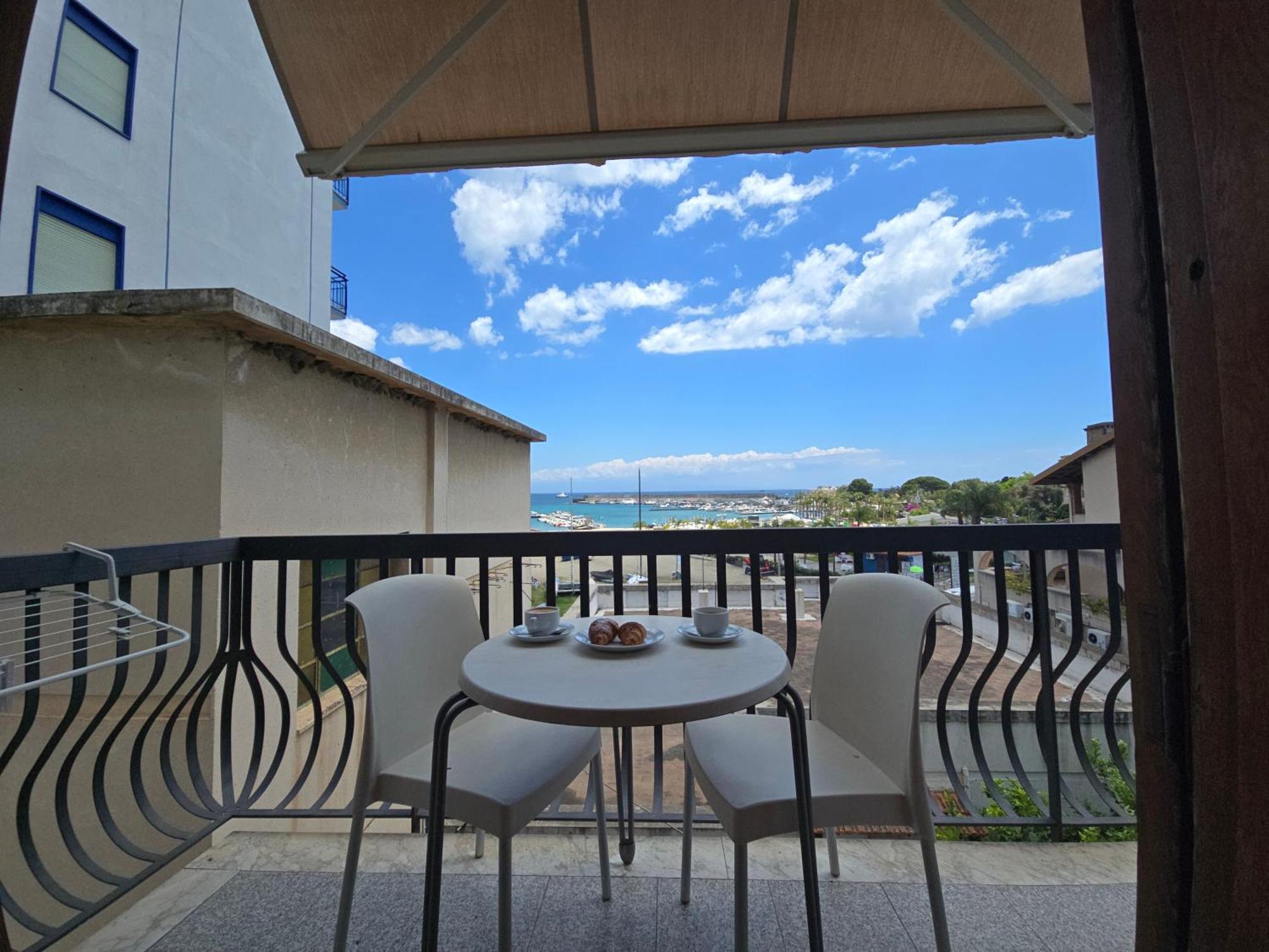 Classic Double Room with Sea View