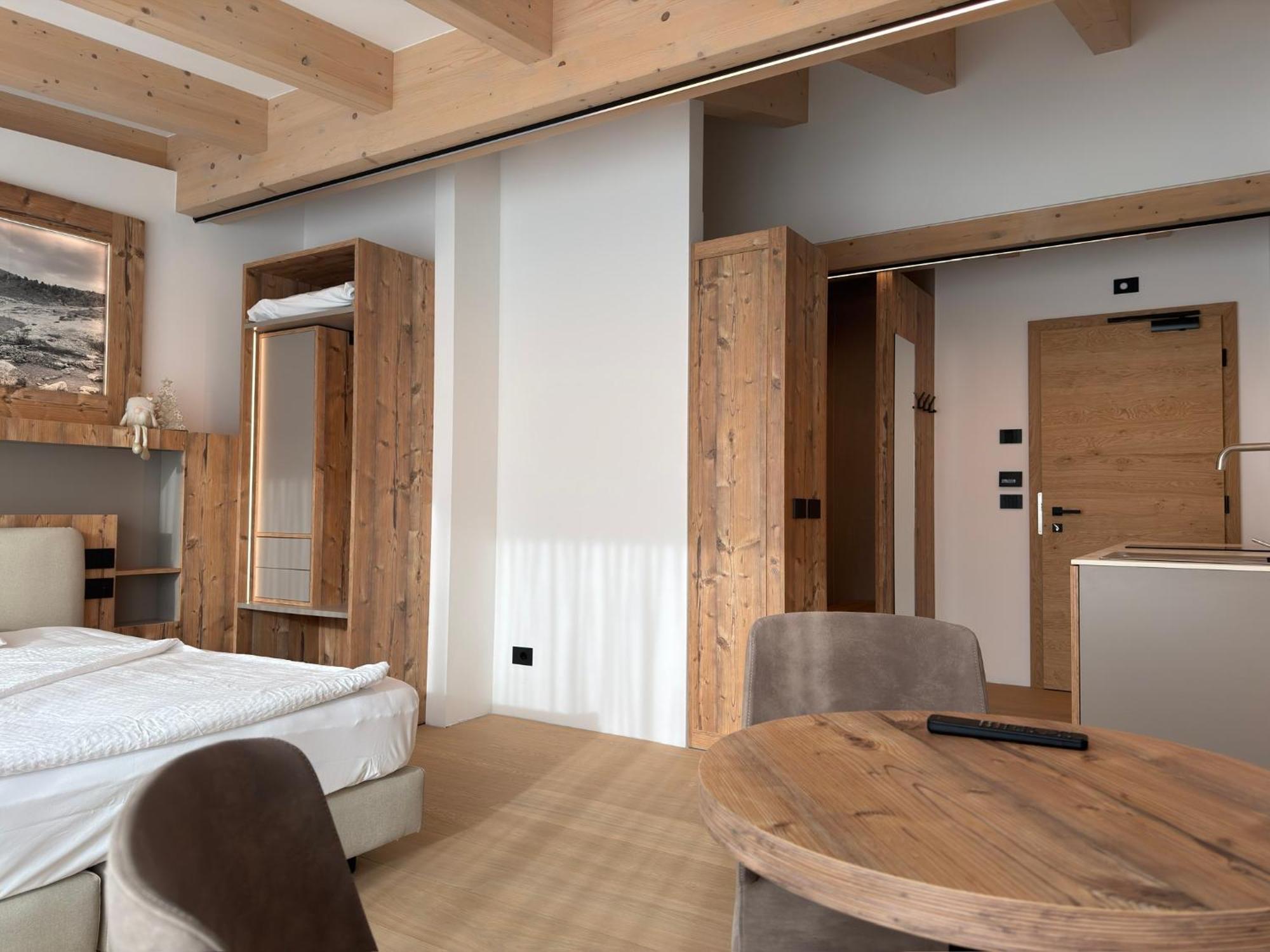 Deluxe Junior Suite
