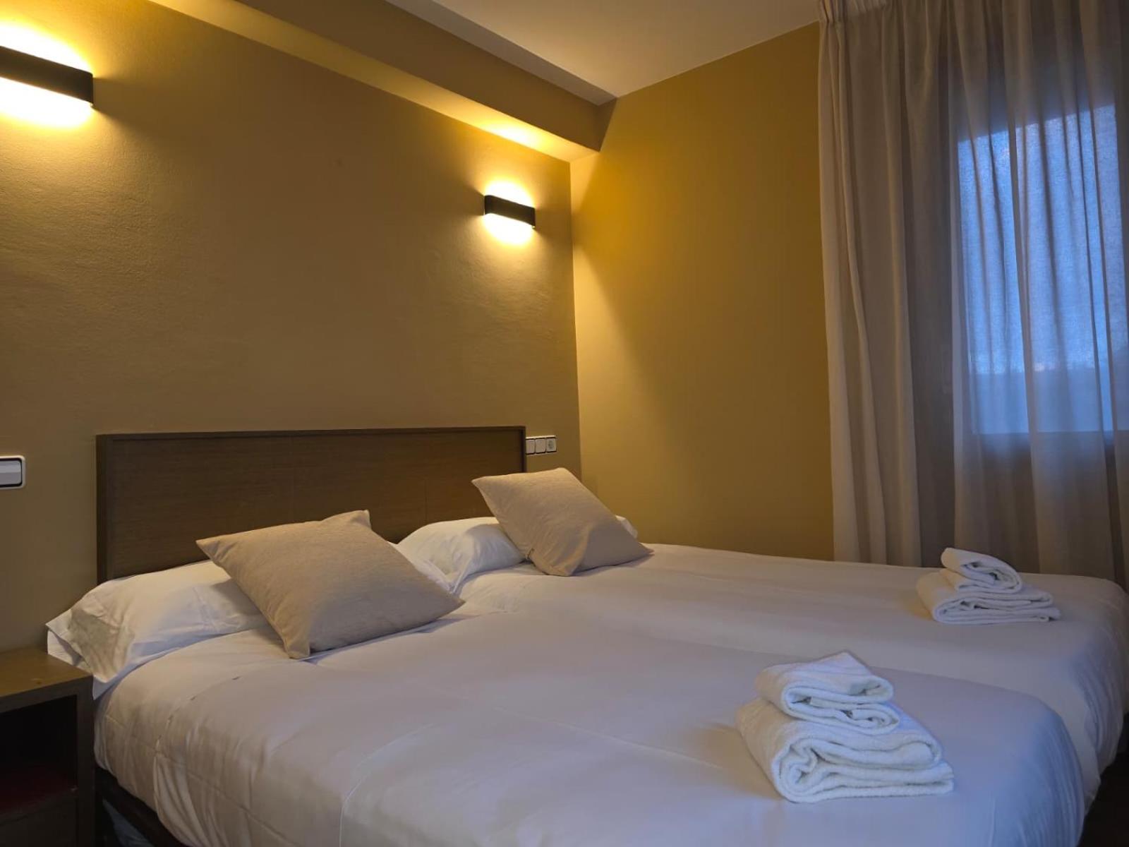 Budget Double or Twin Room,1739402055:JPEG