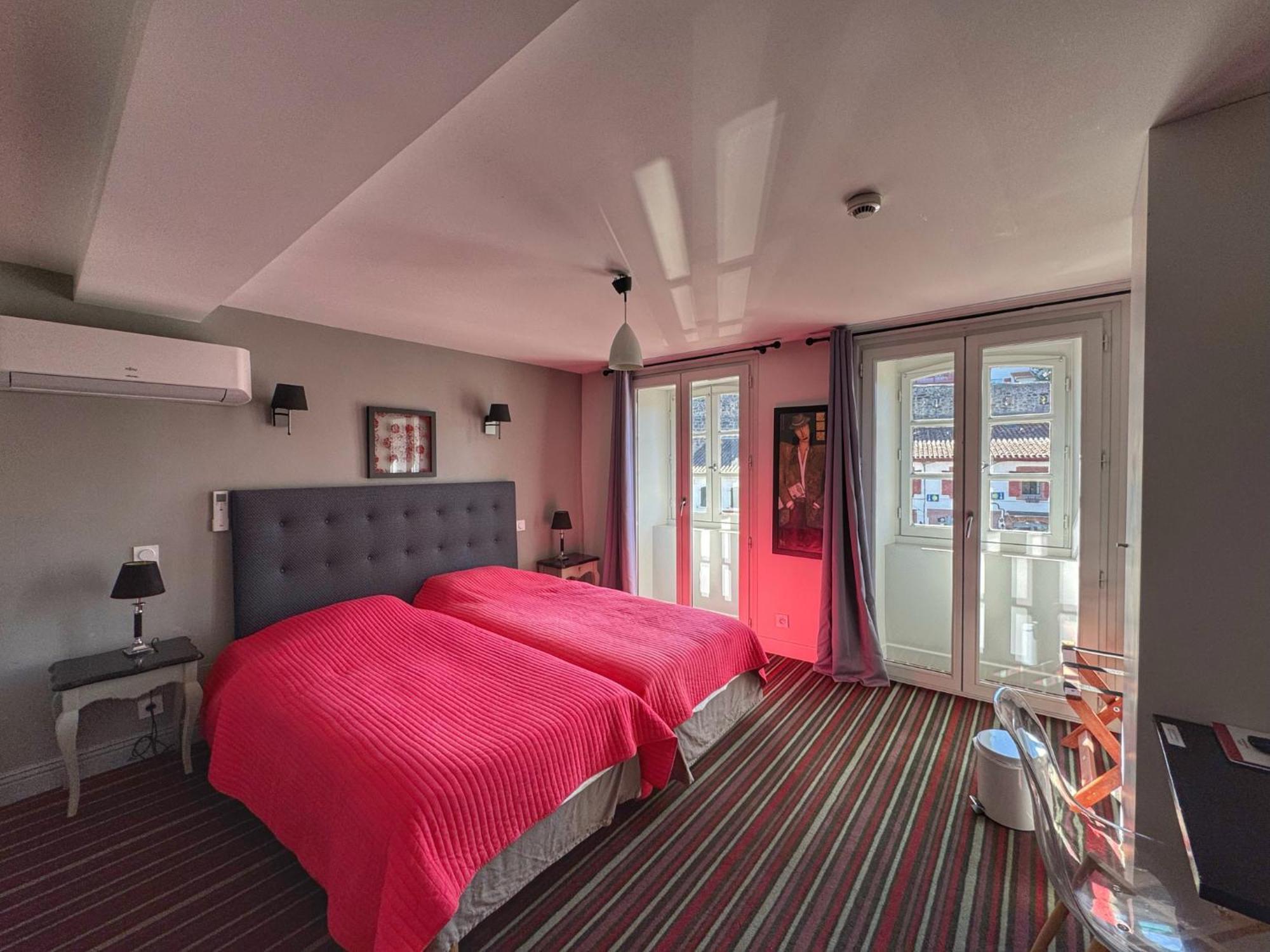 Chambre Lits Jumeaux - Vue sur Ville
