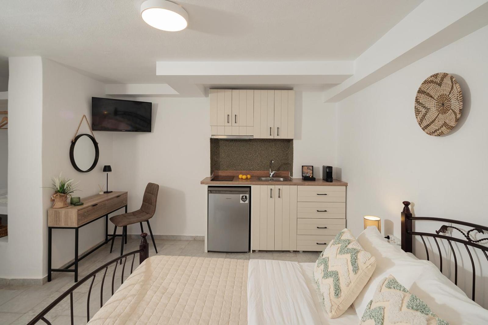 Economy Double Room – Lower level