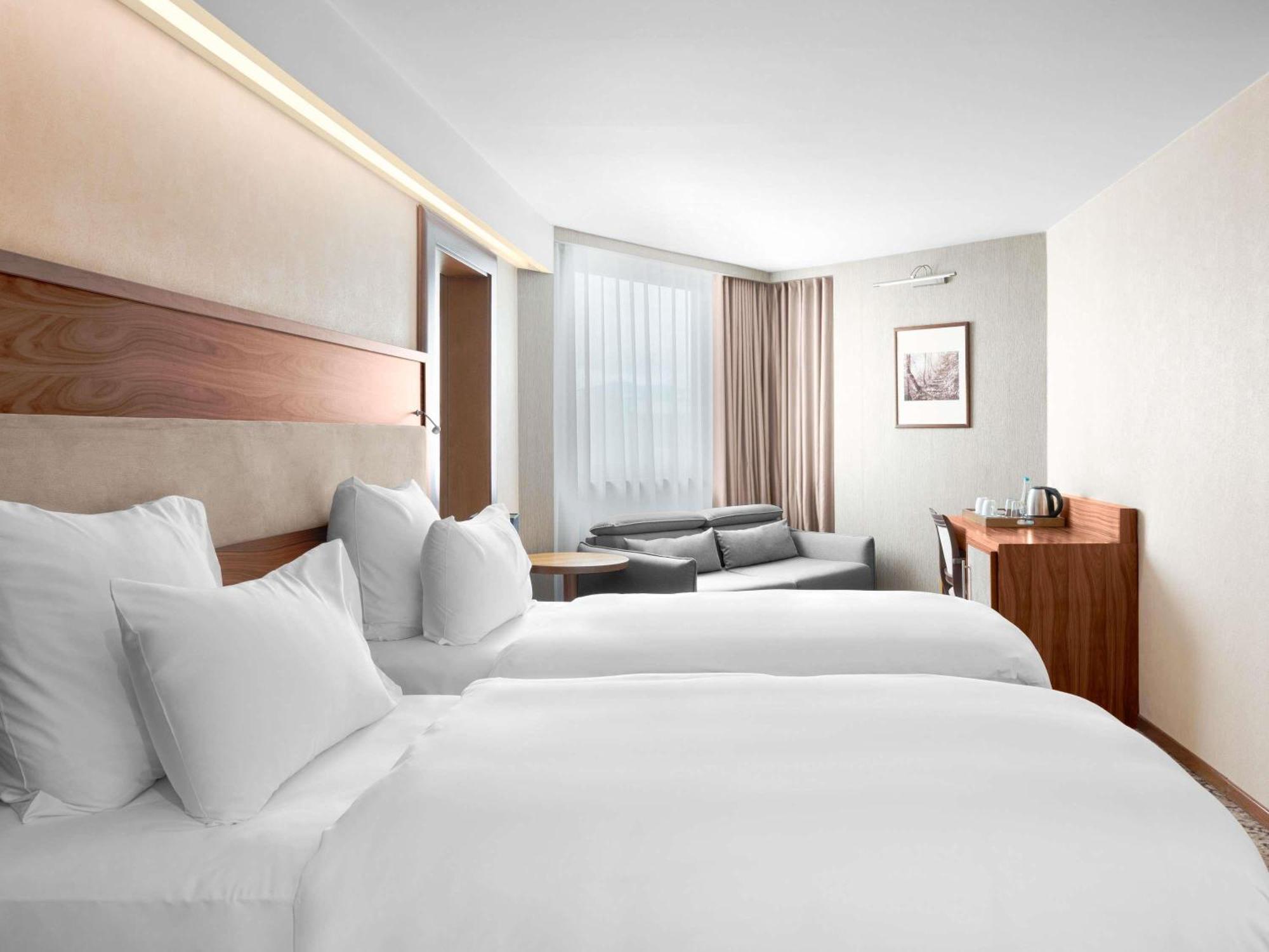 Deluxe King or Twin Room with Sofa