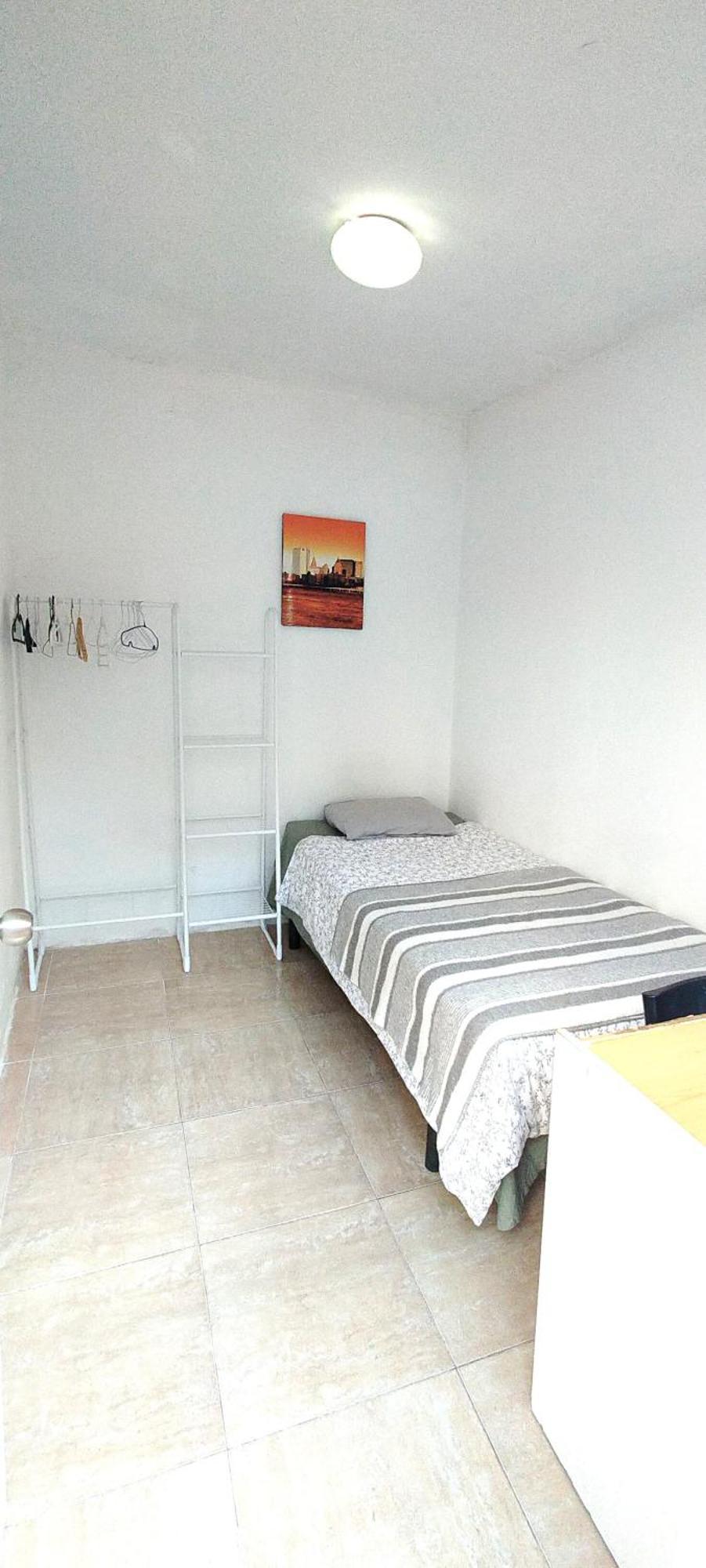 Economy Single Room