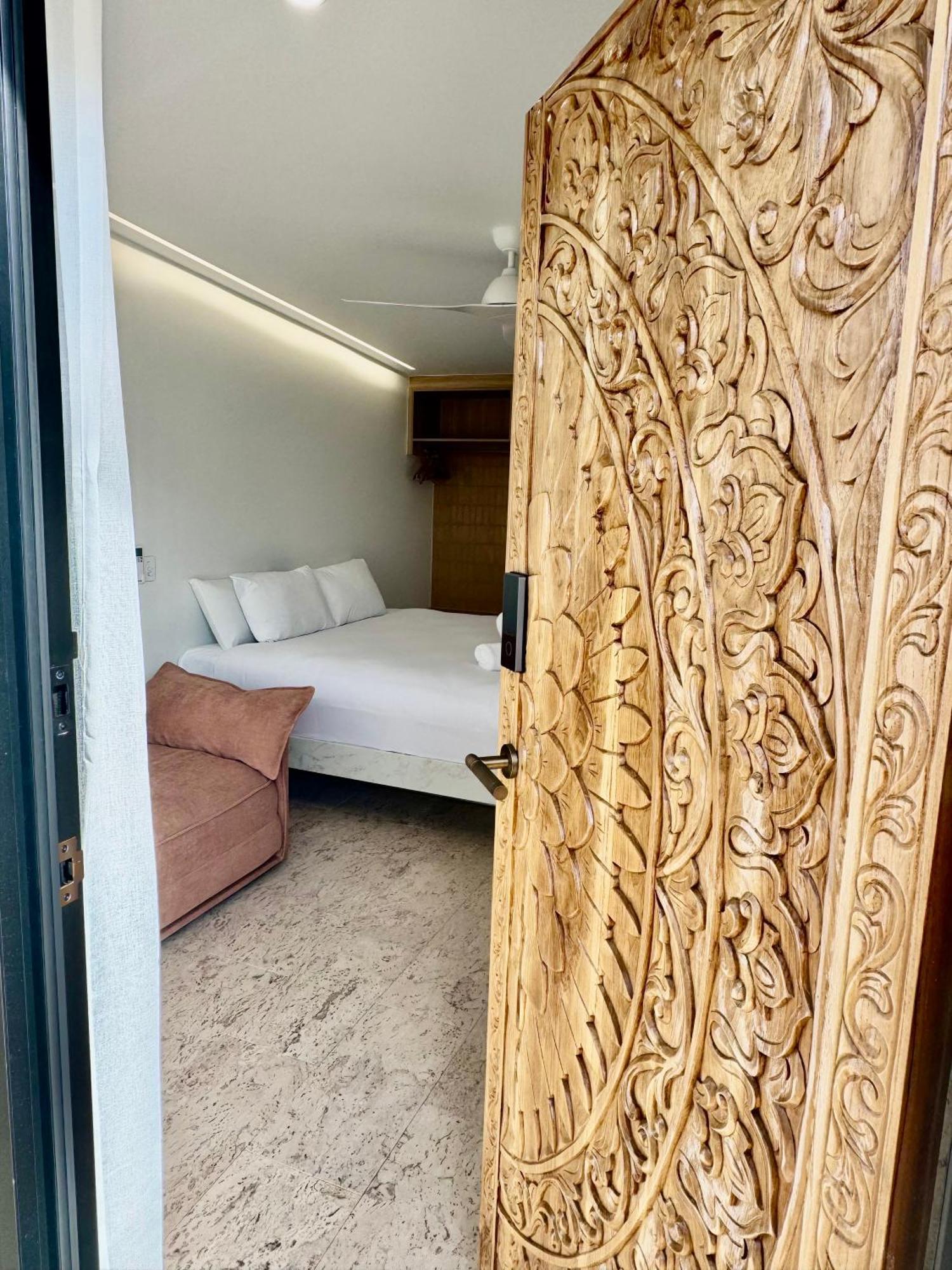 Superior King Suite
