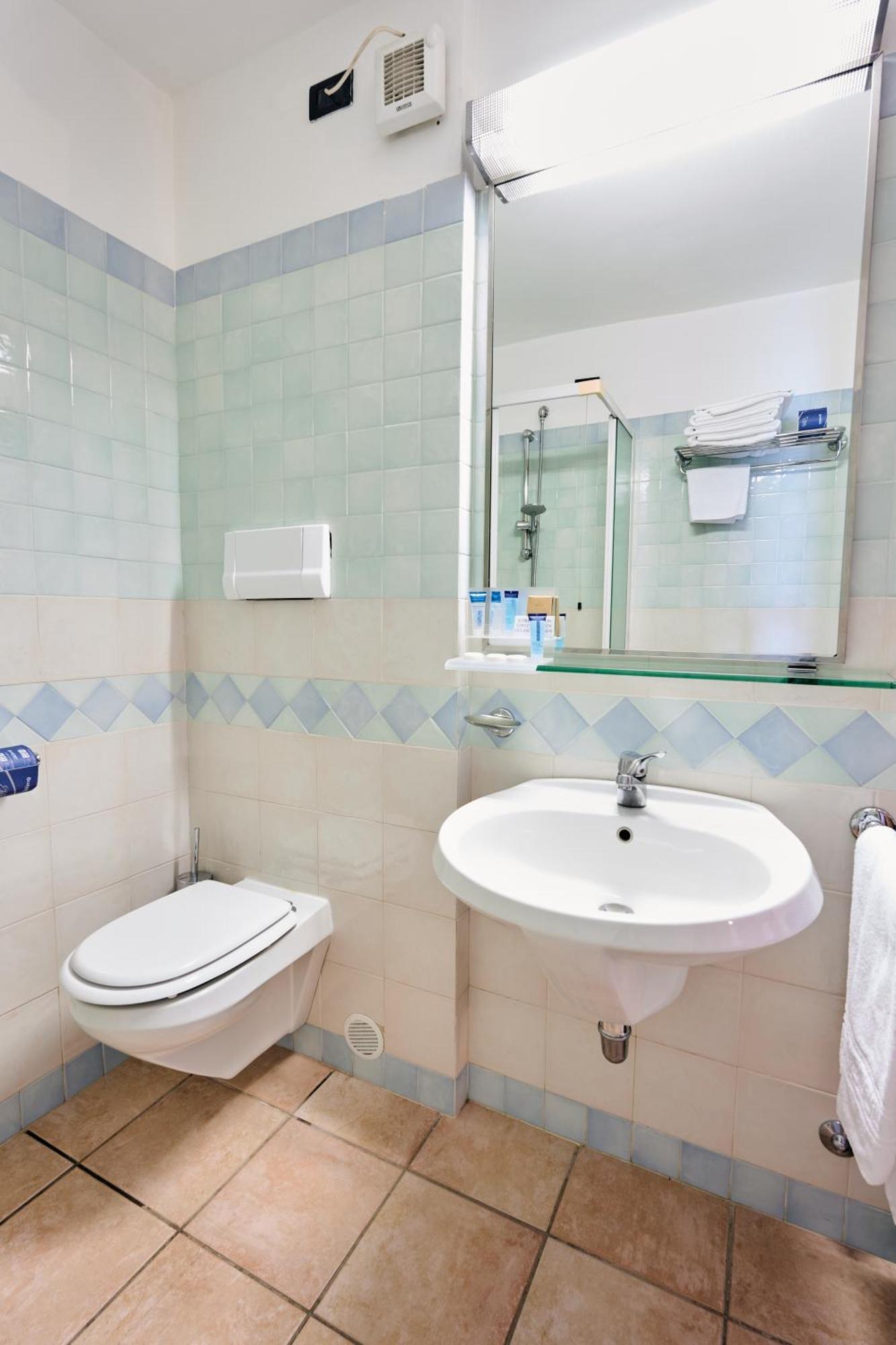 Economy Double or Twin Room