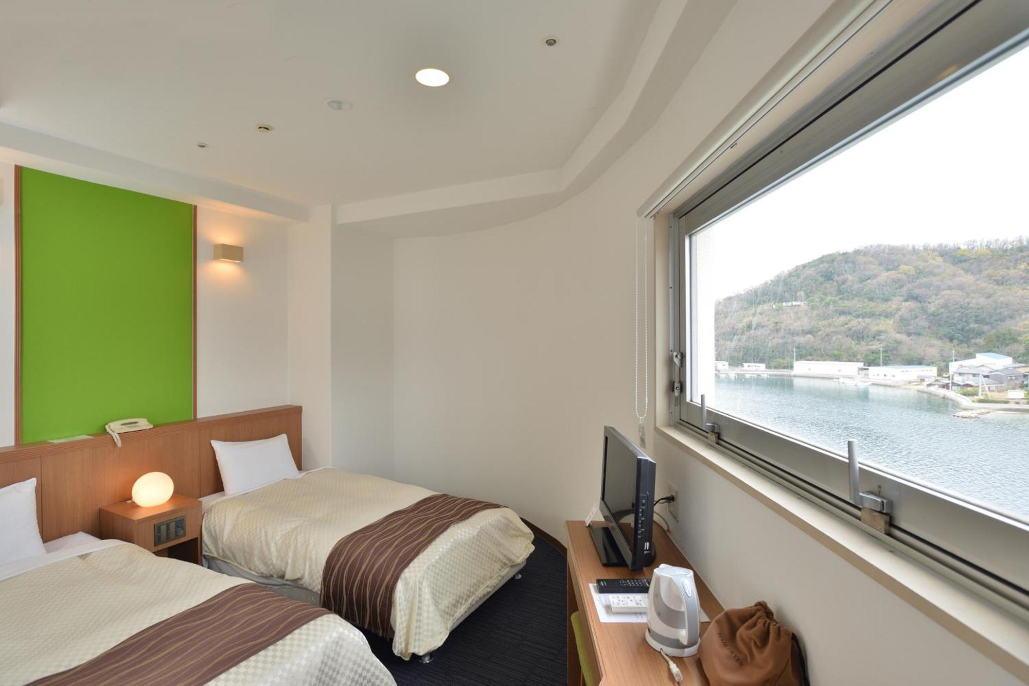 Economy Twin Room - Smoking