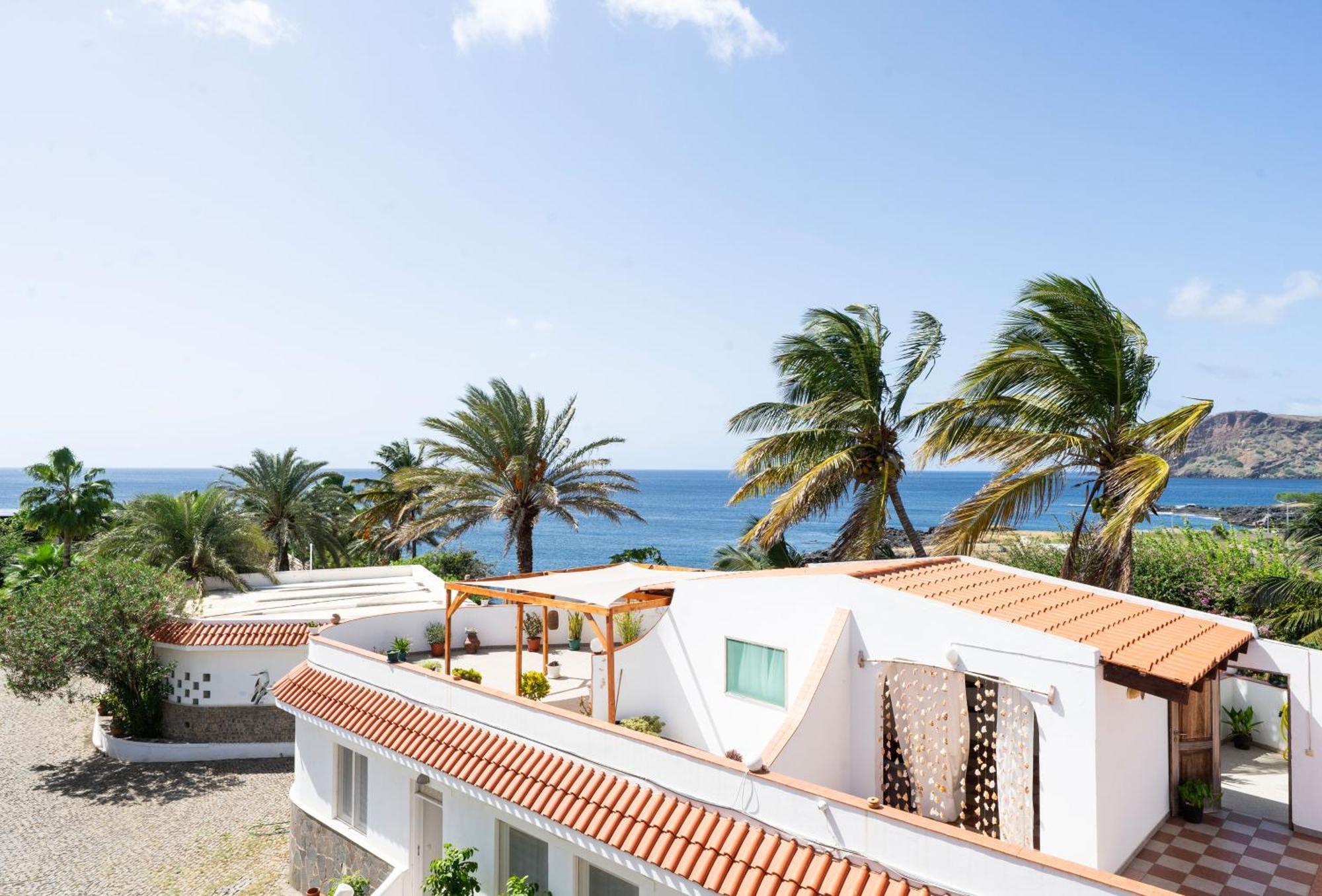 Deluxe Double Room with Balcony and Sea View