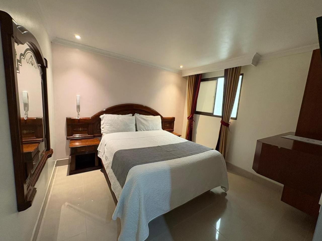 Double Room,1739503678:JPEG