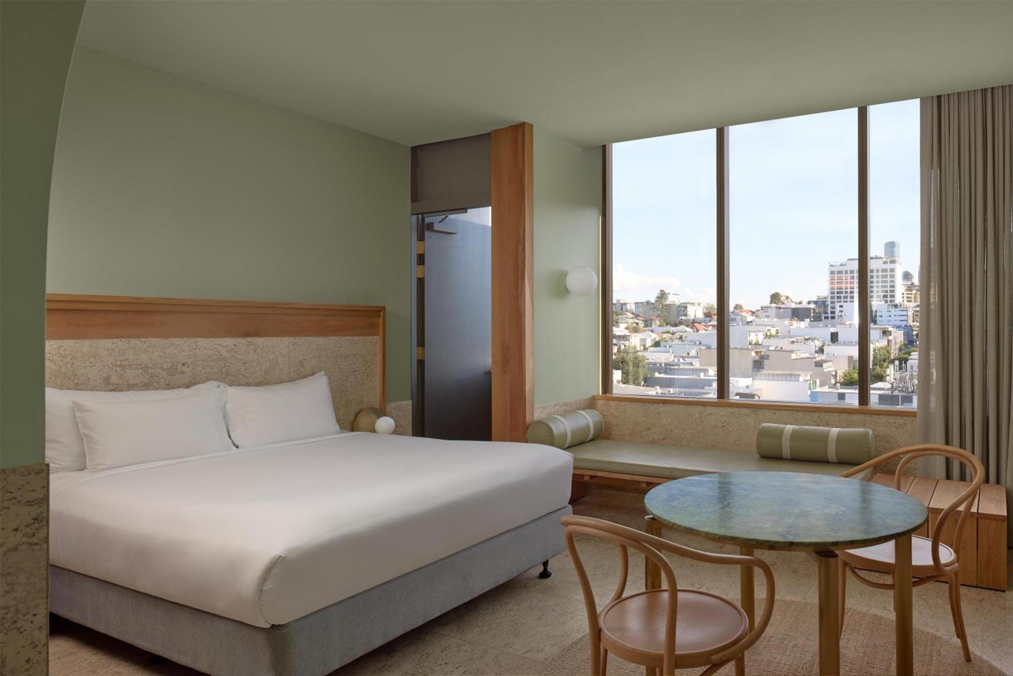 King Room with City View,1739518479:JPEG