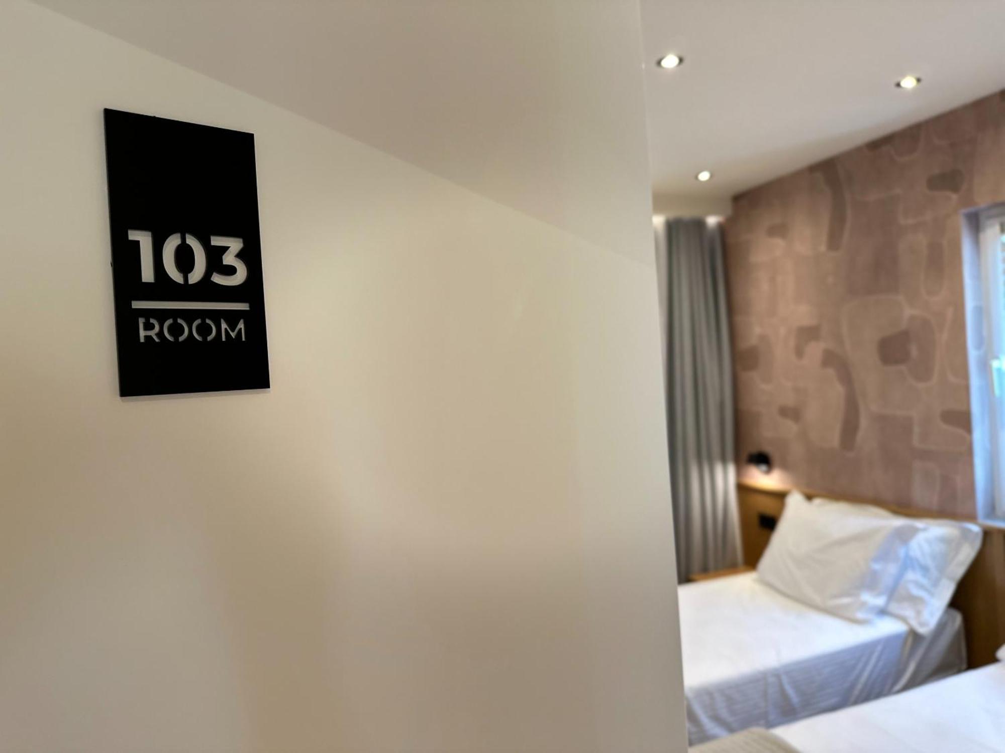 Deluxe Double or Twin Room with Balcony