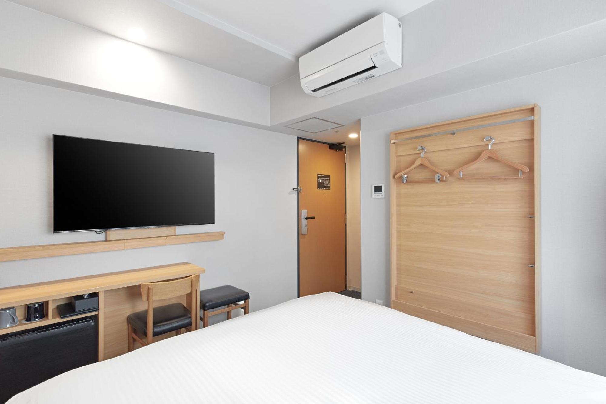Comfort Double Room with desk - Non-Smoking