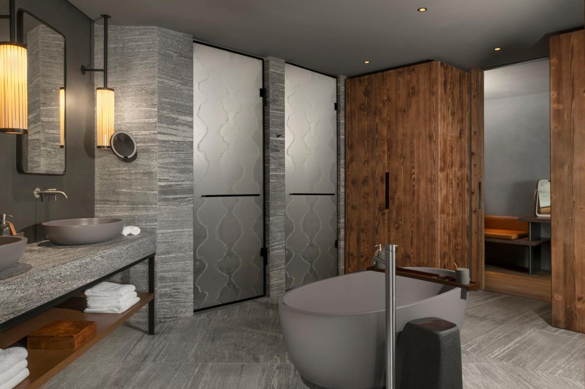 Corner Suite