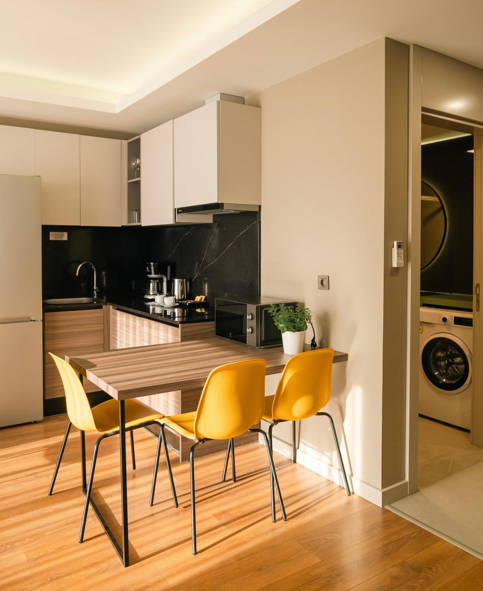 Deluxe Suite Balcony